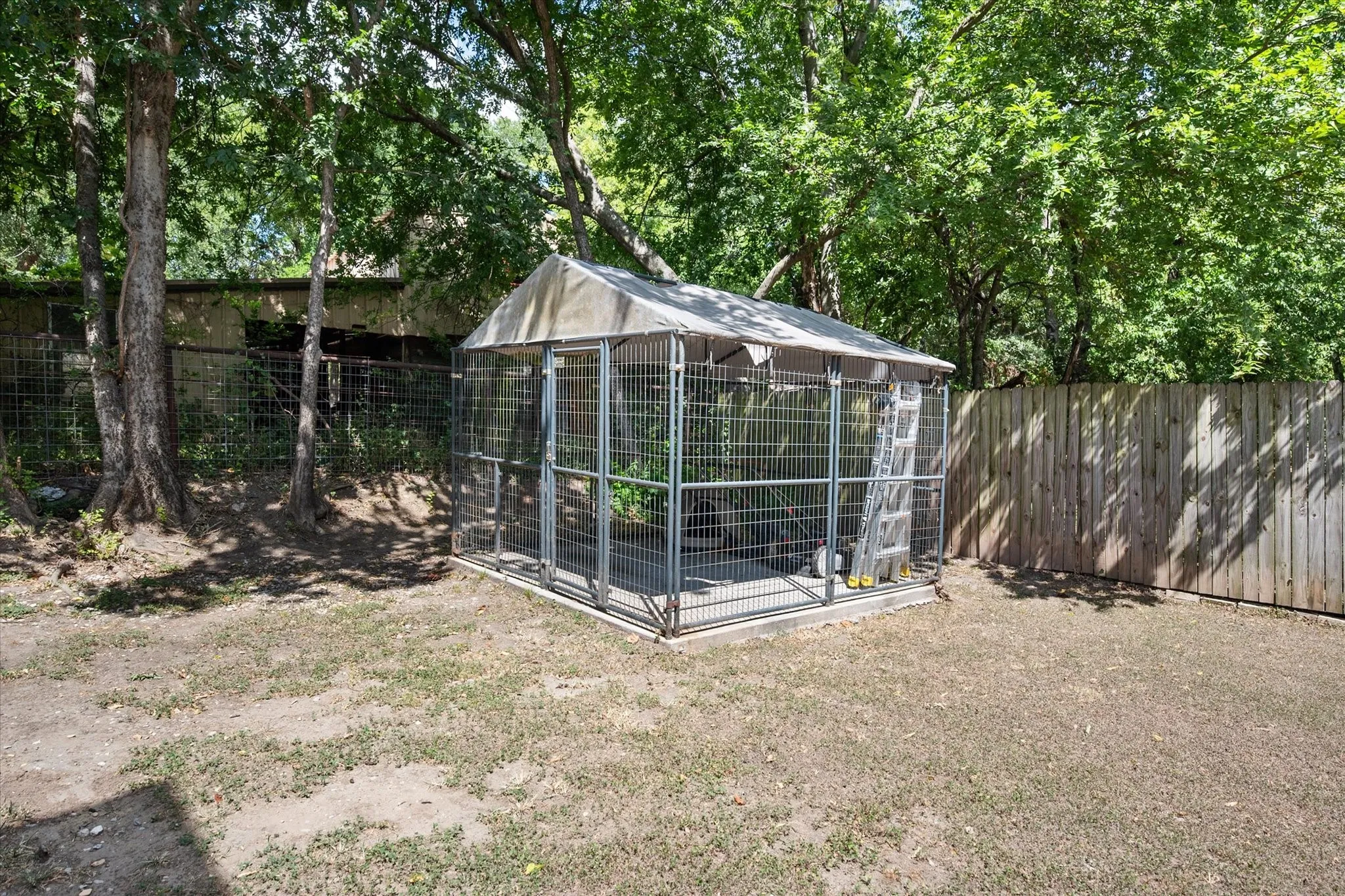 Single Family Residence For Sale in Navarro County , 3817 NW County Road 0010, Corsicana, Texas 75110, 4 Bedroom, 3 Bathroom, 2 Garage spaces, 1,943 Sqft, built in 1978, mls#21327324, Real Estate Agent in Corsicana, Homes For Sale in Navarro county, Homes For Sale in Corsicana, Realtor in Corsicana Texas, Real Estate Brokerage Independent Realty Texas, Luminita Cordes Realtor