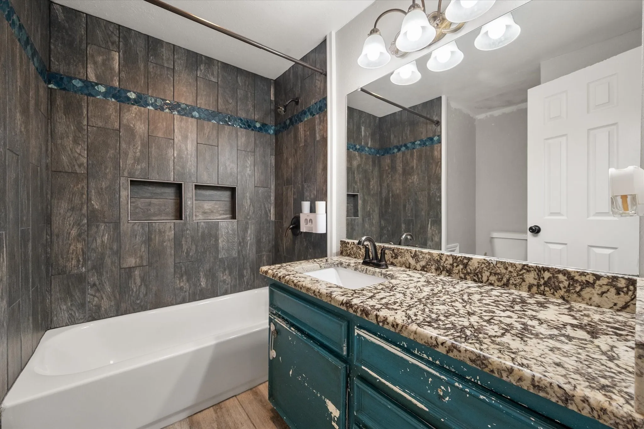Single Family Residence For Sale in Navarro County , 3817 NW County Road 0010, Corsicana, Texas 75110, 4 Bedroom, 3 Bathroom, 2 Garage spaces, 1,943 Sqft, built in 1978, mls#21327324, Real Estate Agent in Corsicana, Homes For Sale in Navarro county, Homes For Sale in Corsicana, Realtor in Corsicana Texas, Real Estate Brokerage Independent Realty Texas, Luminita Cordes Realtor