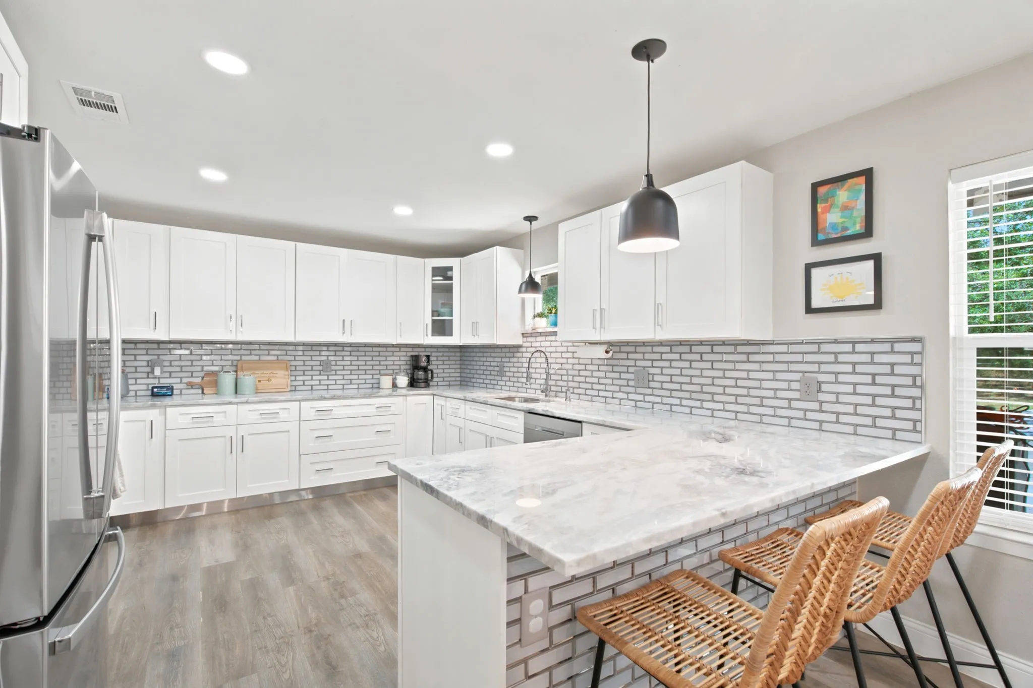 Single Family Residence For Sale in Parker County , 924 Fm 1708, Weatherford, Texas 76087, 4 Bedroom, 3 Bathroom, 2 Garage spaces, 2,128 Sqft, built in 1969, mls#21324926, Real Estate Agent in Weatherford, Homes For Sale in Parker county, Homes For Sale in Weatherford, Realtor in Weatherford Texas, Real Estate Brokerage Independent Realty Texas, Luminita Cordes Realtor