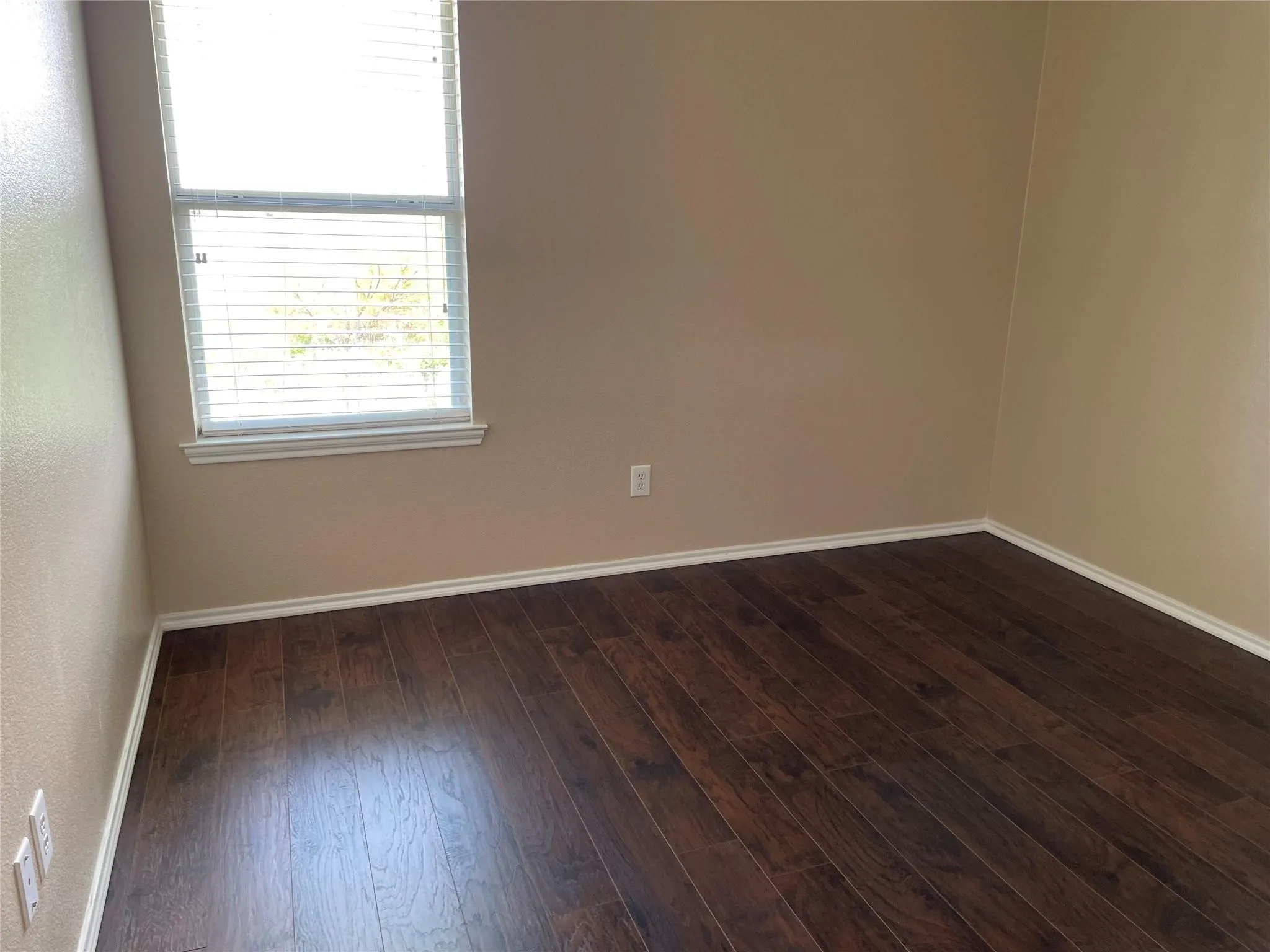 Single Family Residence For Rent in Denton County , 2808 Appaloosa Court, Little Elm, Texas 75068, 4 Bedroom, 2 Bathroom, 2 Garage spaces, 2,125 Sqft, built in 2007, mls#21328818, Real Estate Agent in Little Elm, Homes For Rent in Denton county, Homes For Rent in Little Elm, Realtor in Little Elm Texas, Real Estate Brokerage Independent Realty Texas, Luminita Cordes Realtor