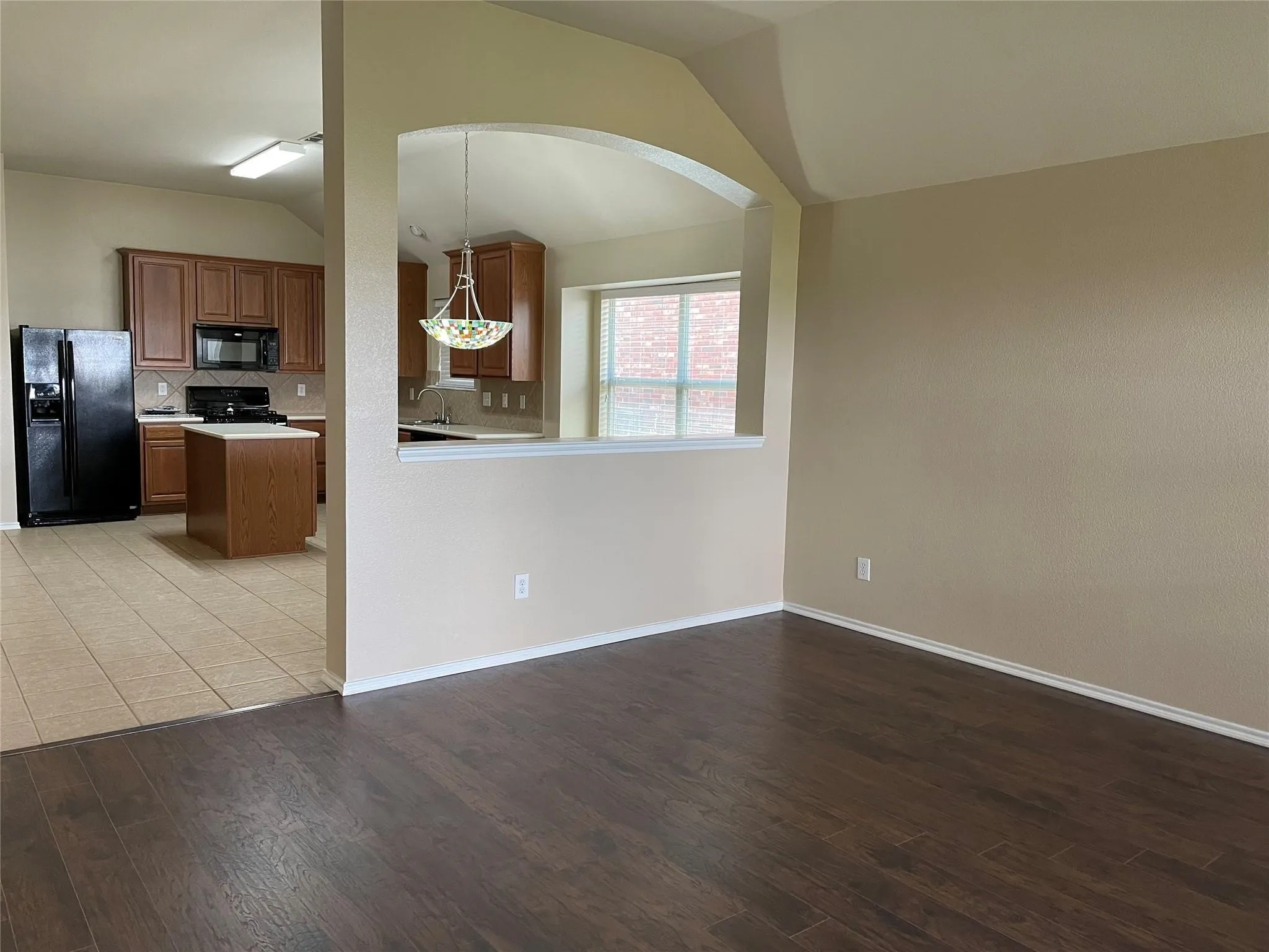 Single Family Residence For Rent in Denton County , 2808 Appaloosa Court, Little Elm, Texas 75068, 4 Bedroom, 2 Bathroom, 2 Garage spaces, 2,125 Sqft, built in 2007, mls#21328818, Real Estate Agent in Little Elm, Homes For Rent in Denton county, Homes For Rent in Little Elm, Realtor in Little Elm Texas, Real Estate Brokerage Independent Realty Texas, Luminita Cordes Realtor