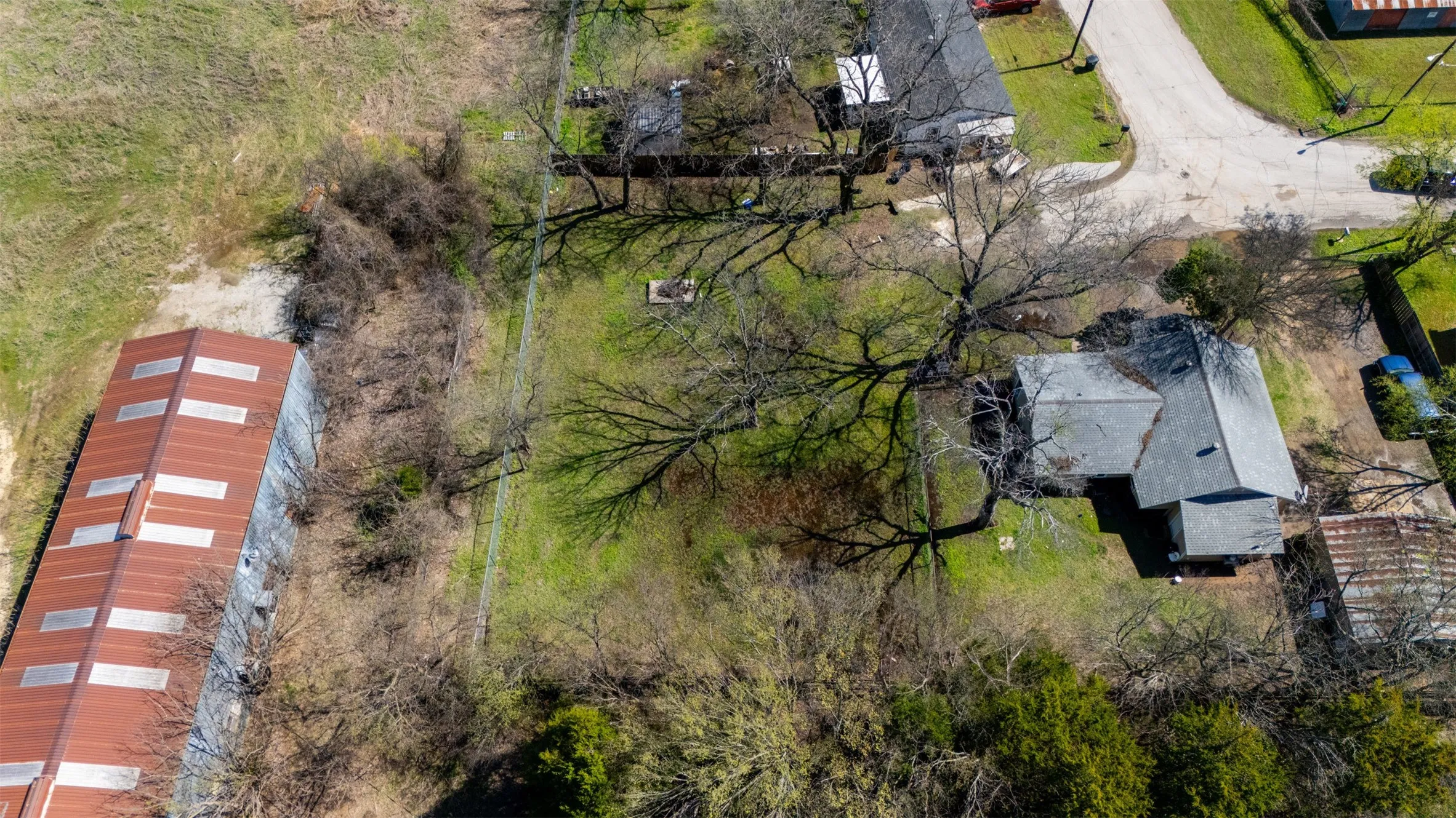 Unimproved Land For Sale in Johnson County , 1609 N Brazos Avenue, Cleburne, Texas 76031, 0, 0, Garage spaces, 0 Sqft, built in 0, Price $43,000, mls#21328825, Real Estate Agent in Cleburne, Homes For Sale in Johnson county, Homes For Sale in Cleburne, Realtor in Cleburne Texas, Real Estate Brokerage Independent Realty Texas, Luminita Cordes Realtor