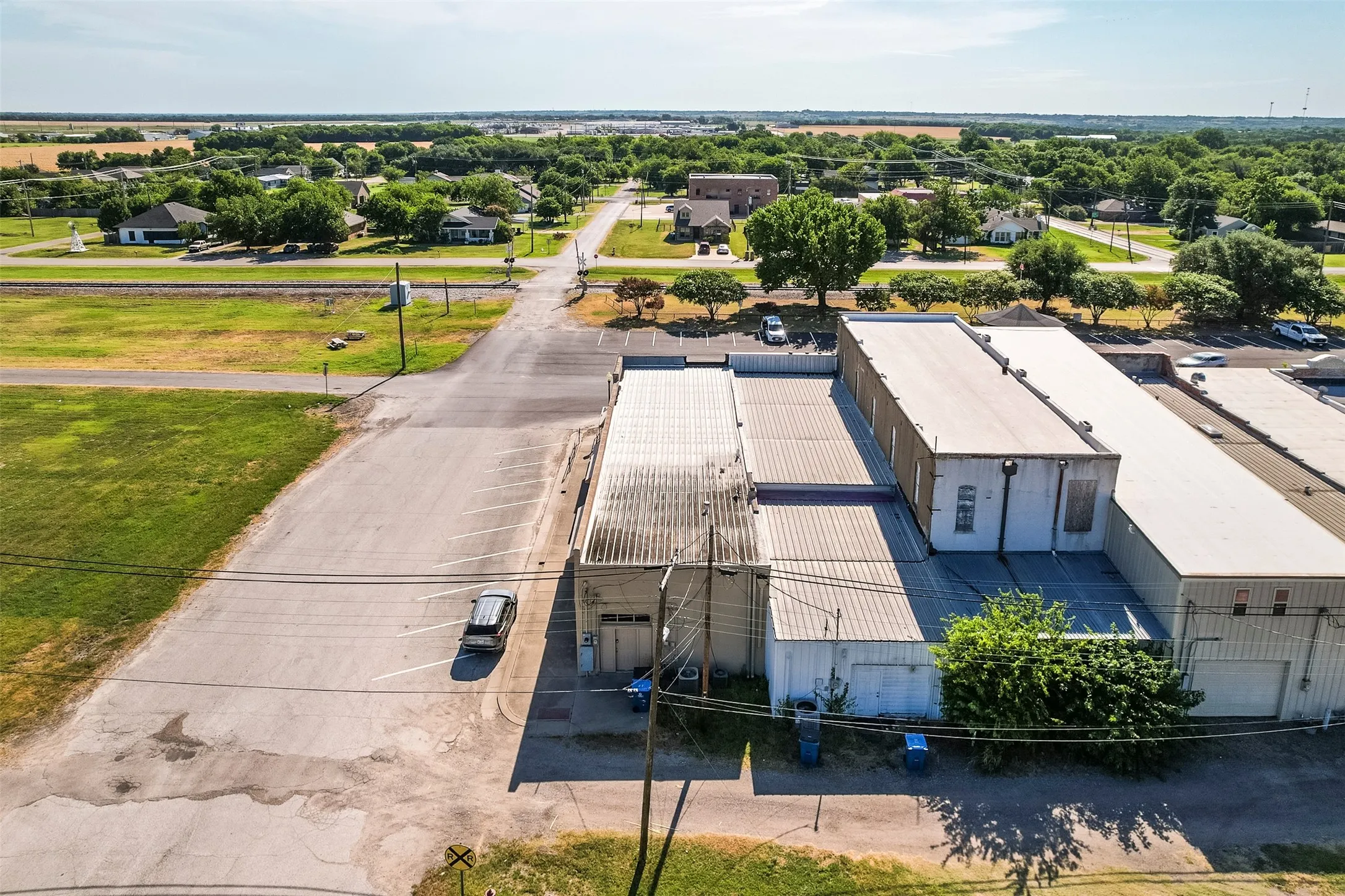 Office For Sale in Ellis County , 118 N Main Street, Palmer, Texas 75152, 0, 0, Garage spaces, 0 Sqft, built in 1900, mls#21328459, Real Estate Agent in Palmer, Homes For Sale in Ellis county, Homes For Sale in Palmer, Realtor in Palmer Texas, Real Estate Brokerage Independent Realty Texas, Luminita Cordes Realtor