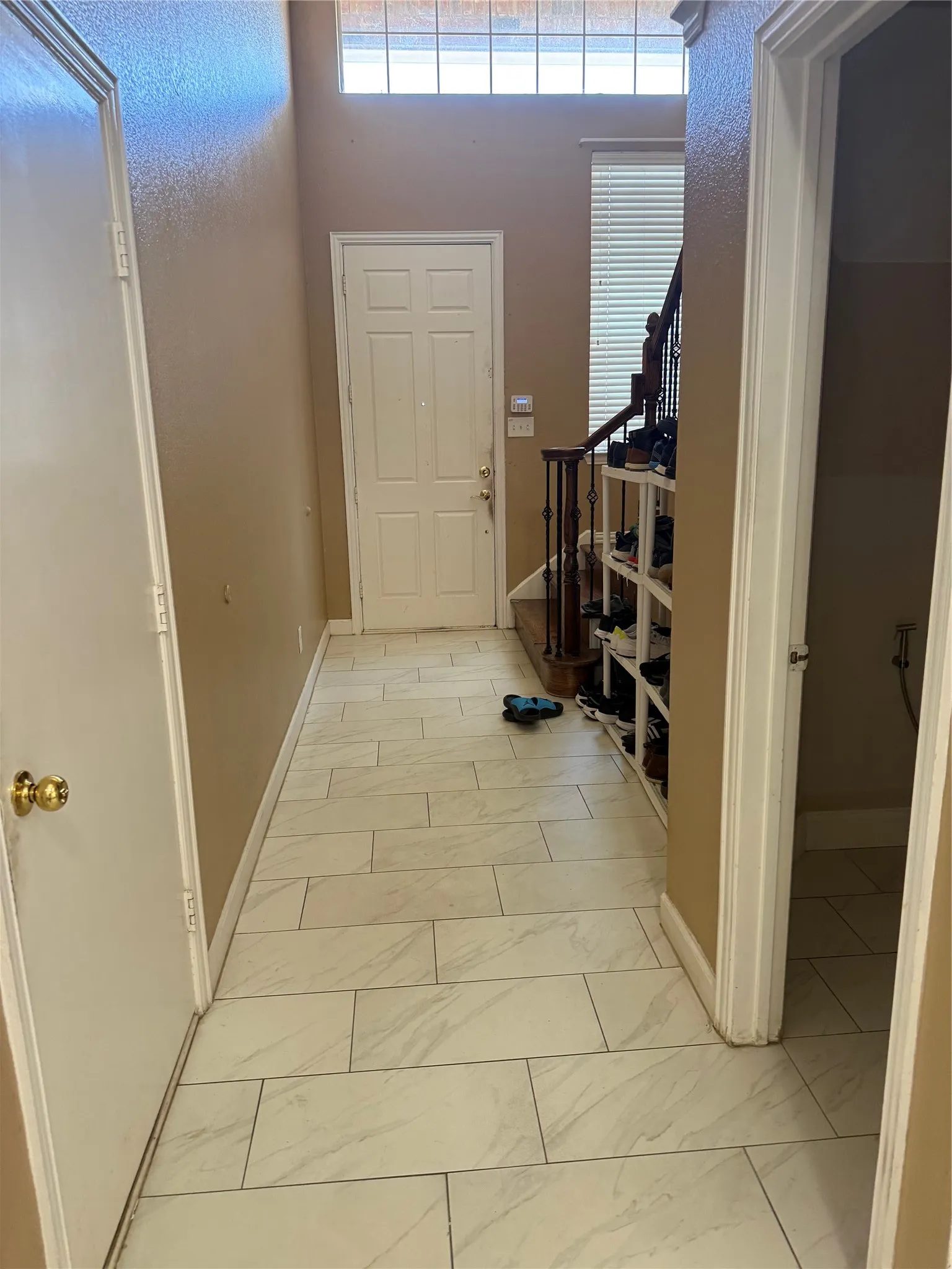 Single Family Residence For Rent in Dallas County , 556 Silver Maple Drive, Irving, Texas 75063, 4 Bedroom, 3 Bathroom, 2 Garage spaces, 2,266 Sqft, built in 2000, mls#21328832, Real Estate Agent in Irving, Homes For Rent in Dallas county, Homes For Rent in Irving, Realtor in Irving Texas, Real Estate Brokerage Independent Realty Texas, Luminita Cordes Realtor