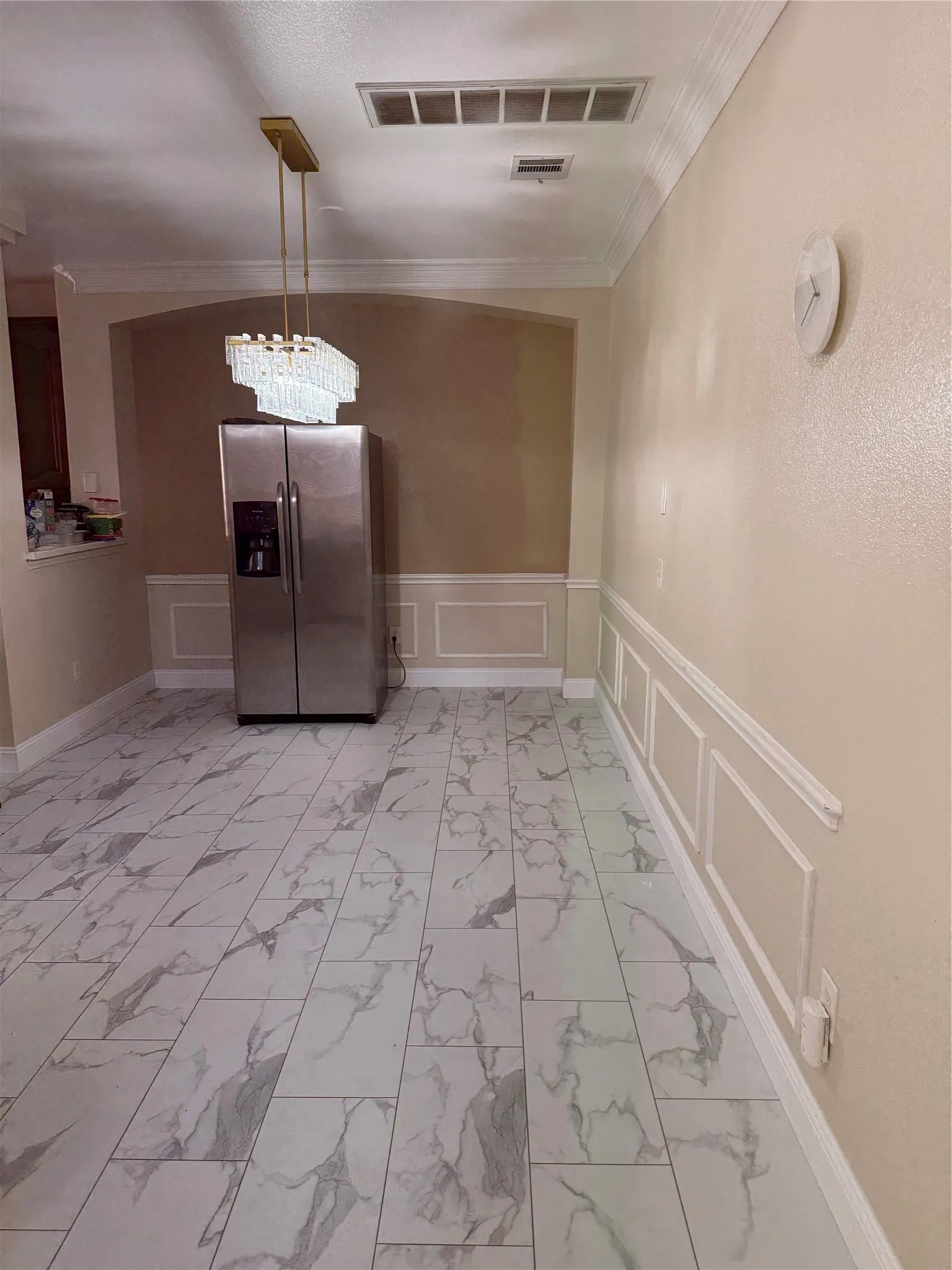 Single Family Residence For Rent in Dallas County , 556 Silver Maple Drive, Irving, Texas 75063, 4 Bedroom, 3 Bathroom, 2 Garage spaces, 2,266 Sqft, built in 2000, mls#21328832, Real Estate Agent in Irving, Homes For Rent in Dallas county, Homes For Rent in Irving, Realtor in Irving Texas, Real Estate Brokerage Independent Realty Texas, Luminita Cordes Realtor