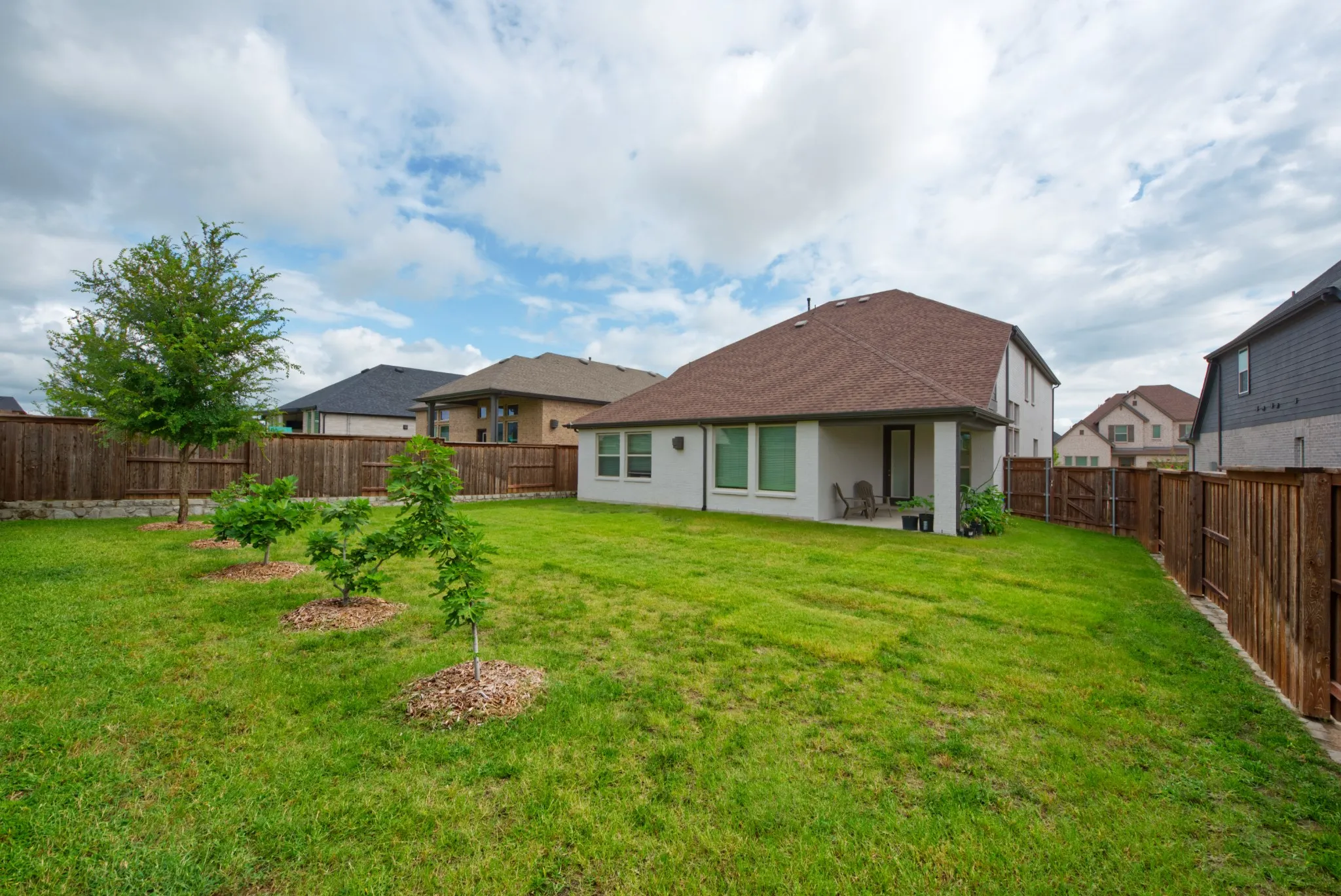 Single Family Residence For Sale in Grayson County , 1717 Mcdougall Creek, Van Alstyne, Texas 75495, 4 Bedroom, 3 Bathroom, 2 Garage spaces, 2,912 Sqft, built in 2021, mls#21328835, Real Estate Agent in Van Alstyne, Homes For Sale in Grayson county, Homes For Sale in Van Alstyne, Realtor in Van Alstyne Texas, Real Estate Brokerage Independent Realty Texas, Luminita Cordes Realtor