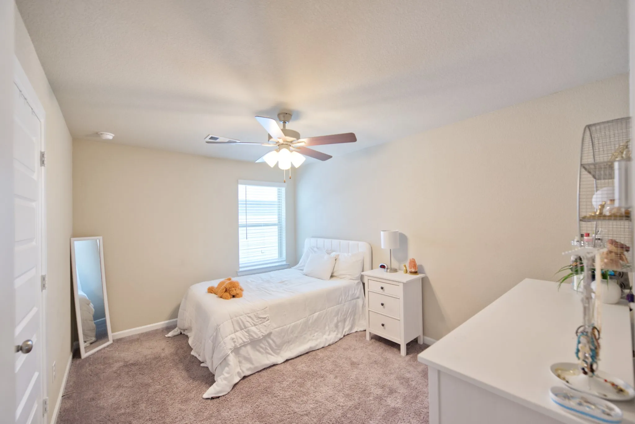 Single Family Residence For Sale in Grayson County , 1717 Mcdougall Creek, Van Alstyne, Texas 75495, 4 Bedroom, 3 Bathroom, 2 Garage spaces, 2,912 Sqft, built in 2021, mls#21328835, Real Estate Agent in Van Alstyne, Homes For Sale in Grayson county, Homes For Sale in Van Alstyne, Realtor in Van Alstyne Texas, Real Estate Brokerage Independent Realty Texas, Luminita Cordes Realtor