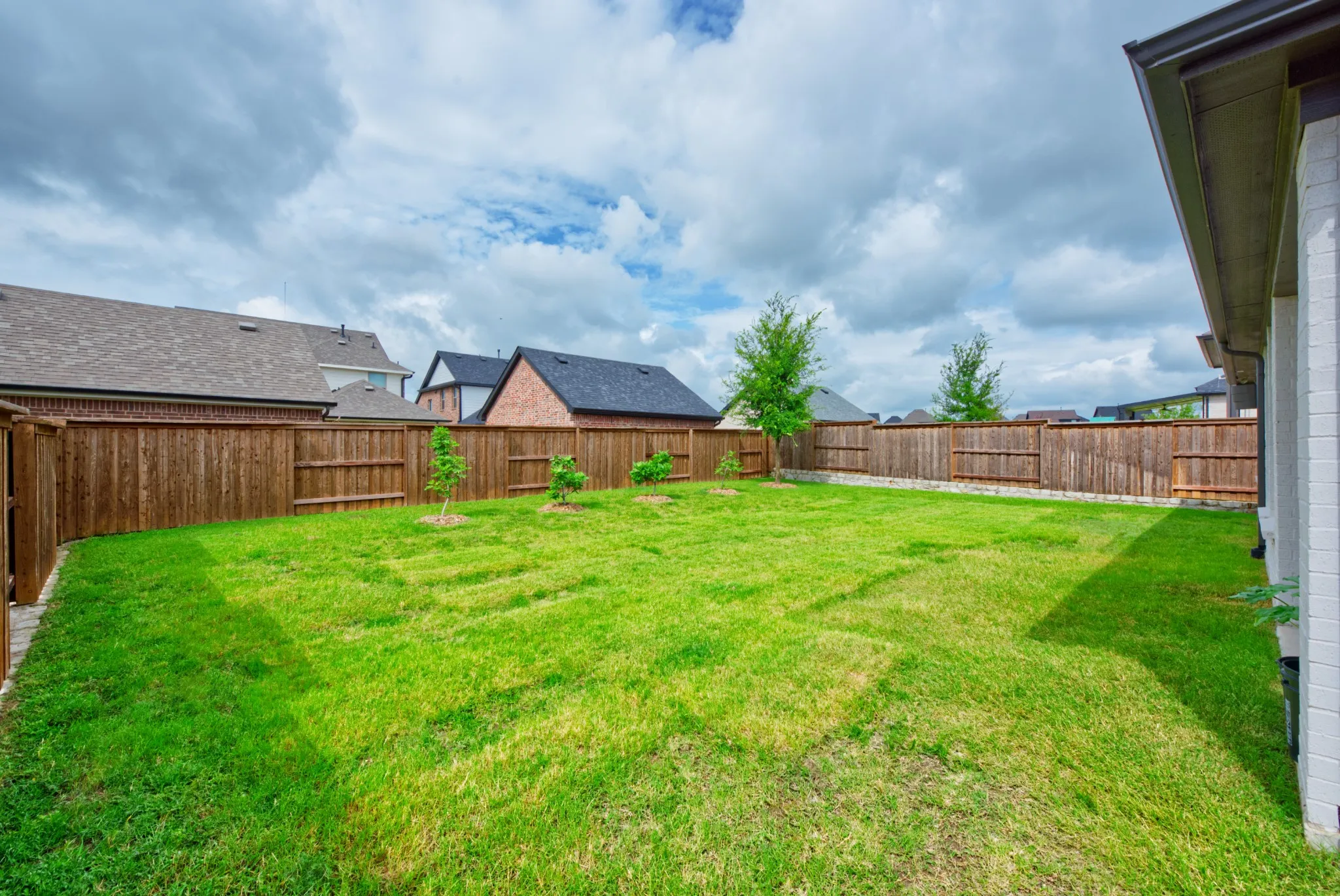 Single Family Residence For Sale in Grayson County , 1717 Mcdougall Creek, Van Alstyne, Texas 75495, 4 Bedroom, 3 Bathroom, 2 Garage spaces, 2,912 Sqft, built in 2021, mls#21328835, Real Estate Agent in Van Alstyne, Homes For Sale in Grayson county, Homes For Sale in Van Alstyne, Realtor in Van Alstyne Texas, Real Estate Brokerage Independent Realty Texas, Luminita Cordes Realtor