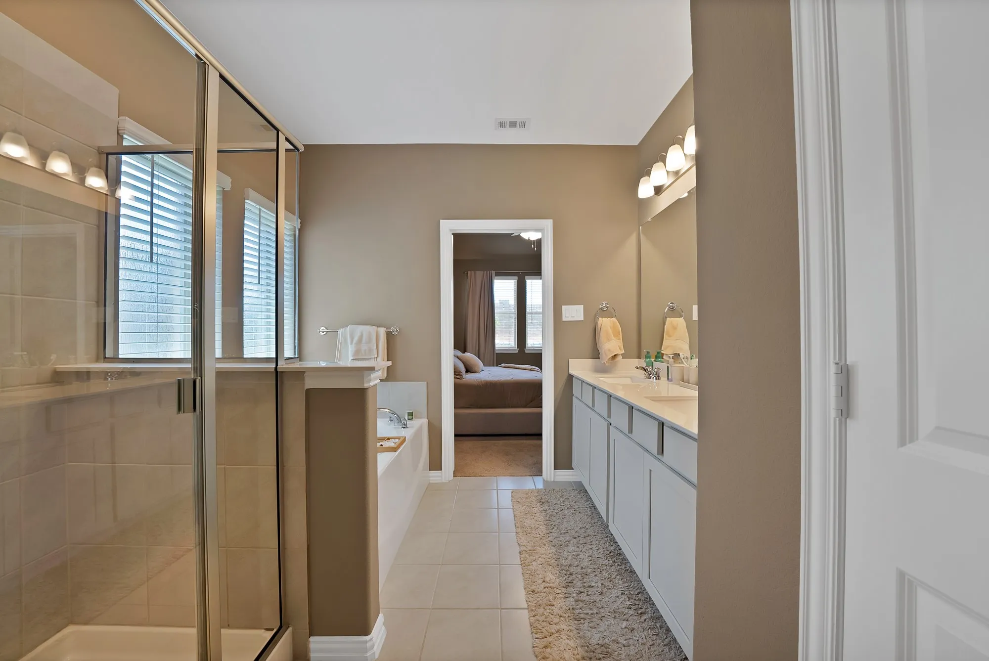 Single Family Residence For Rent in Collin County , 2004 Sandpiper Way, Princeton, Texas 75407, 5 Bedroom, 3 Bathroom, 2 Garage spaces, 2,847 Sqft, built in 2024, mls#21328845, Real Estate Agent in Princeton, Homes For Rent in Collin county, Homes For Rent in Princeton, Realtor in Princeton Texas, Real Estate Brokerage Independent Realty Texas, Luminita Cordes Realtor