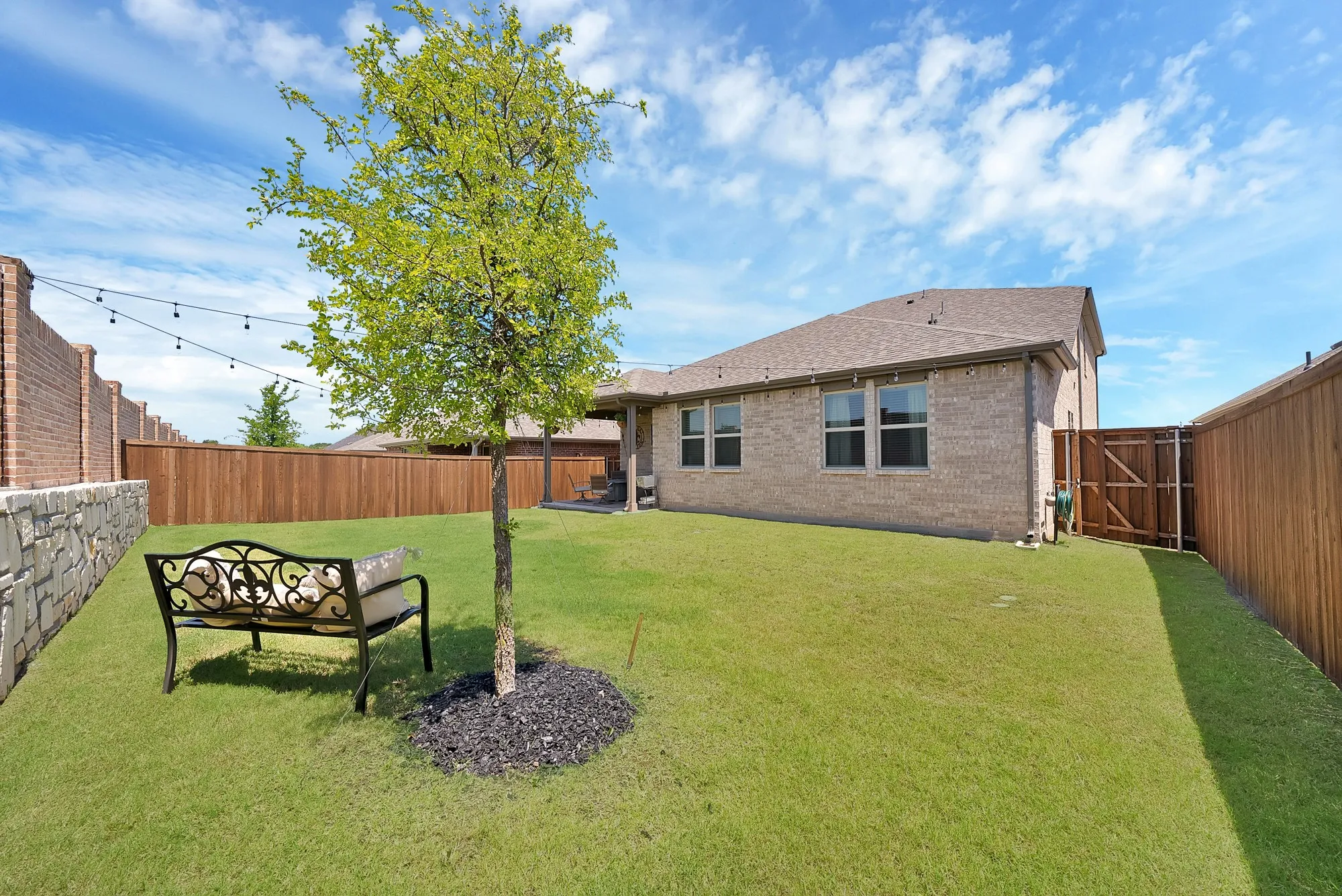 Single Family Residence For Rent in Collin County , 2004 Sandpiper Way, Princeton, Texas 75407, 5 Bedroom, 3 Bathroom, 2 Garage spaces, 2,847 Sqft, built in 2024, mls#21328845, Real Estate Agent in Princeton, Homes For Rent in Collin county, Homes For Rent in Princeton, Realtor in Princeton Texas, Real Estate Brokerage Independent Realty Texas, Luminita Cordes Realtor