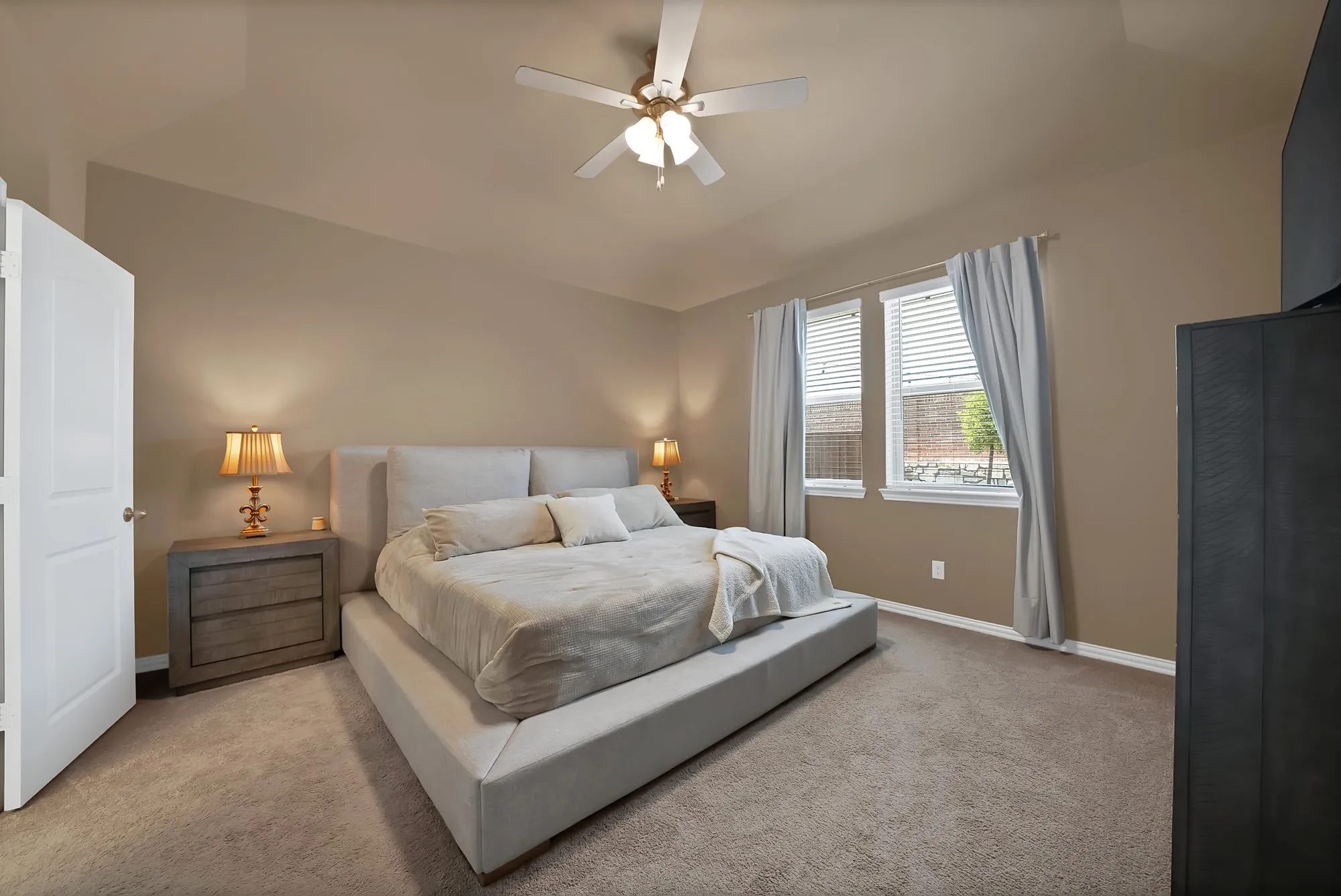 Single Family Residence For Rent in Collin County , 2004 Sandpiper Way, Princeton, Texas 75407, 5 Bedroom, 3 Bathroom, 2 Garage spaces, 2,847 Sqft, built in 2024, mls#21328845, Real Estate Agent in Princeton, Homes For Rent in Collin county, Homes For Rent in Princeton, Realtor in Princeton Texas, Real Estate Brokerage Independent Realty Texas, Luminita Cordes Realtor