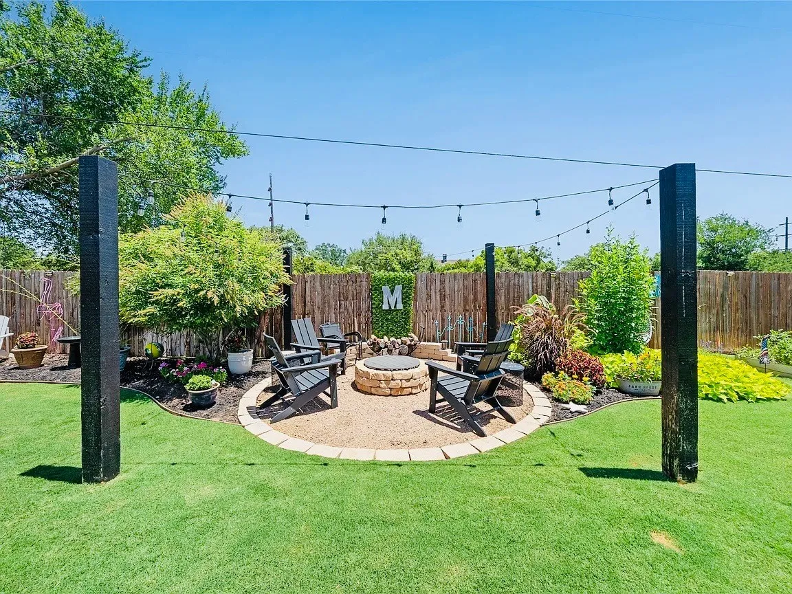 Fire Pit sitting area
