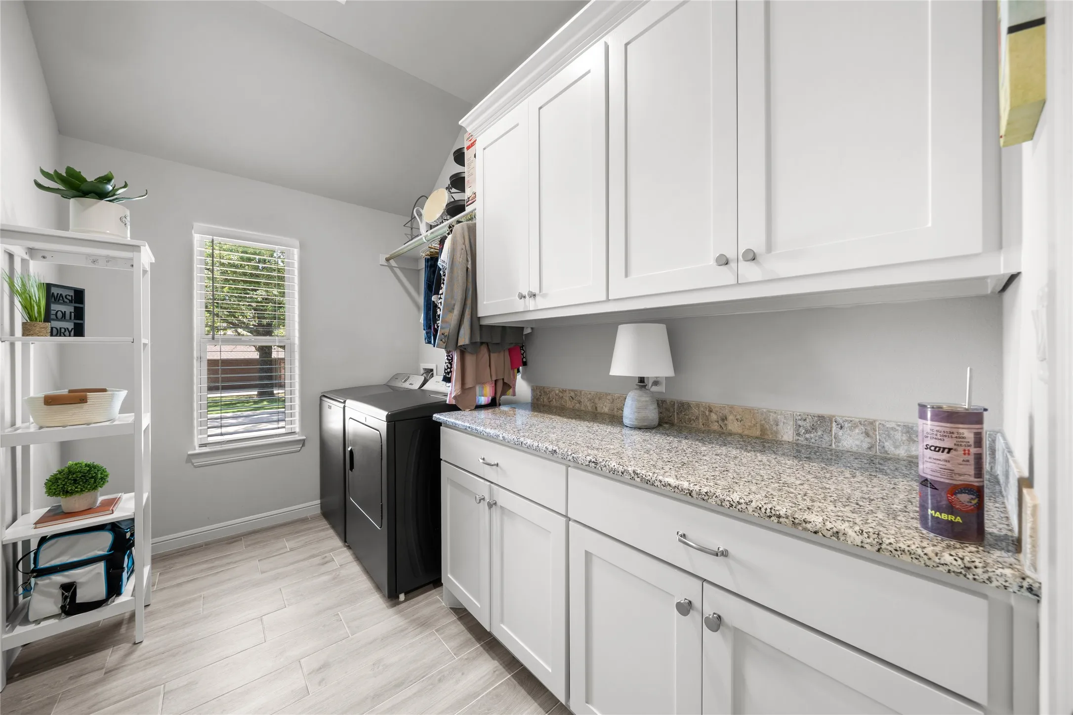 Single Family Residence For Sale in Hood County , 4706 W Wedgefield Road, Granbury, Texas 76049, 4 Bedroom, 2 Bathroom, 2 Garage spaces, 2,374 Sqft, built in 2022, mls#21328833, Real Estate Agent in Granbury, Homes For Sale in Hood county, Homes For Sale in Granbury, Realtor in Granbury Texas, Real Estate Brokerage Independent Realty Texas, Luminita Cordes Realtor