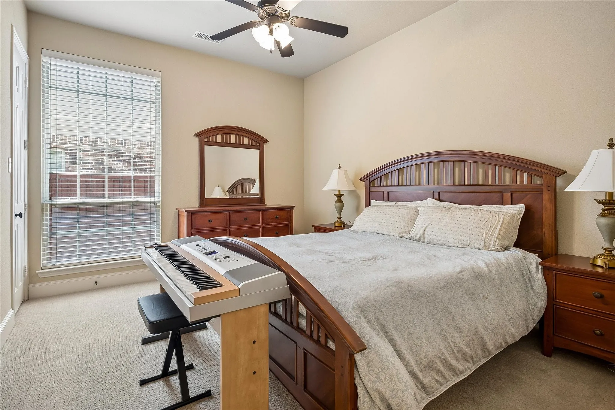 Single Family Residence For Sale in Collin County , 8305 Turtleback Court, Mc Kinney, Texas 75070, 5 Bedroom, 4 Bathroom, 3 Garage spaces, 3,884 Sqft, built in 2008, mls#21324886, Real Estate Agent in Mc Kinney, Homes For Sale in Collin county, Homes For Sale in Mc Kinney, Realtor in Mc Kinney Texas, Real Estate Brokerage Independent Realty Texas, Luminita Cordes Realtor