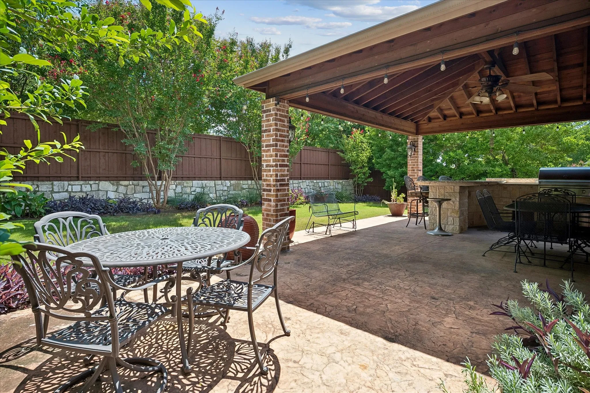 Single Family Residence For Sale in Collin County , 8305 Turtleback Court, Mc Kinney, Texas 75070, 5 Bedroom, 4 Bathroom, 3 Garage spaces, 3,884 Sqft, built in 2008, mls#21324886, Real Estate Agent in Mc Kinney, Homes For Sale in Collin county, Homes For Sale in Mc Kinney, Realtor in Mc Kinney Texas, Real Estate Brokerage Independent Realty Texas, Luminita Cordes Realtor