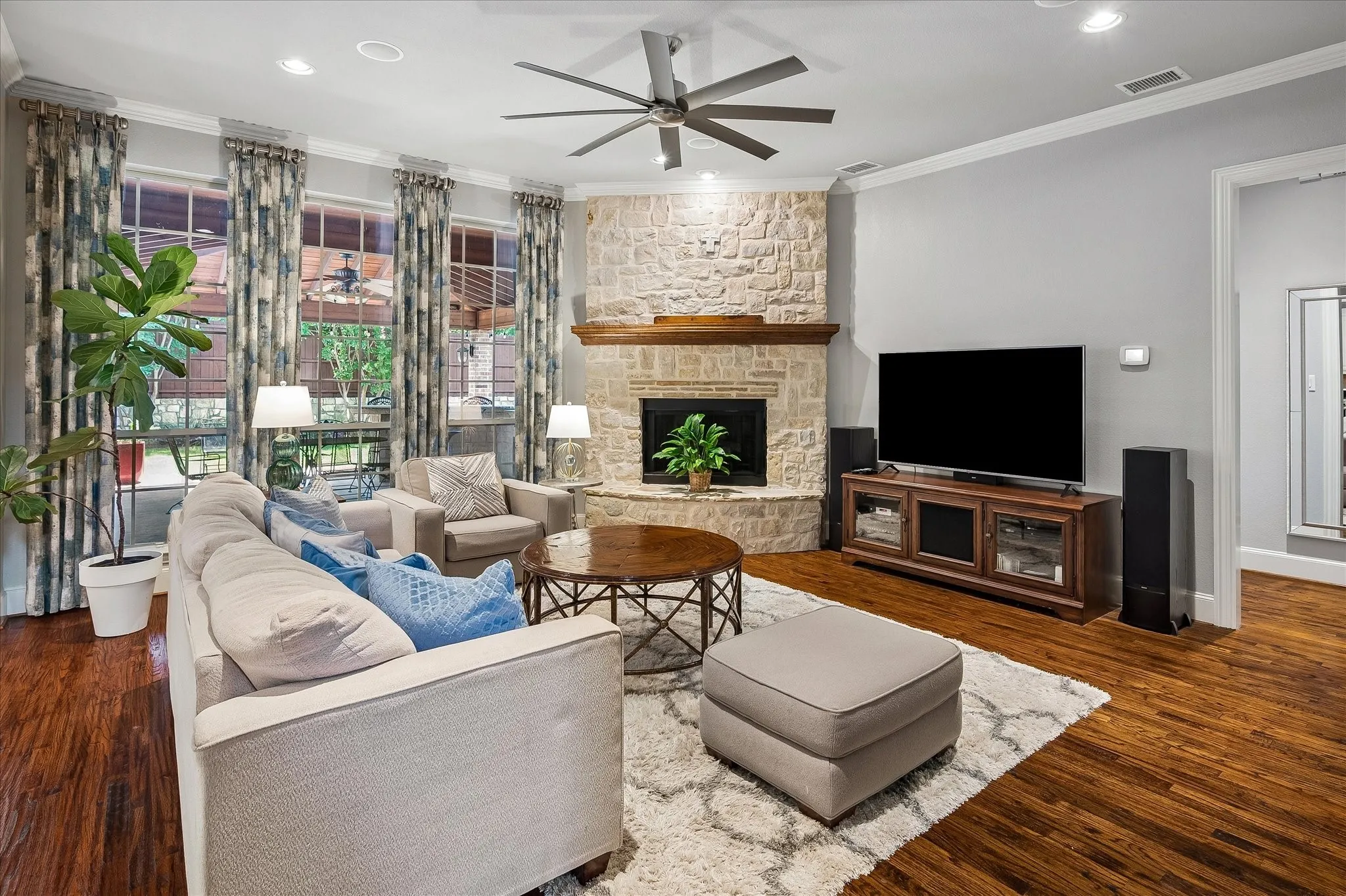 Single Family Residence For Sale in Collin County , 8305 Turtleback Court, Mc Kinney, Texas 75070, 5 Bedroom, 4 Bathroom, 3 Garage spaces, 3,884 Sqft, built in 2008, mls#21324886, Real Estate Agent in Mc Kinney, Homes For Sale in Collin county, Homes For Sale in Mc Kinney, Realtor in Mc Kinney Texas, Real Estate Brokerage Independent Realty Texas, Luminita Cordes Realtor