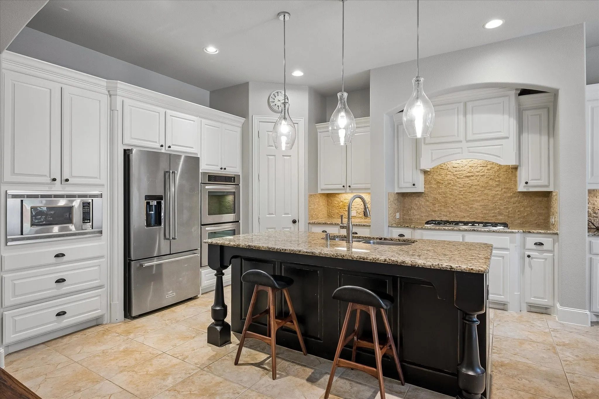 Single Family Residence For Sale in Collin County , 8305 Turtleback Court, Mc Kinney, Texas 75070, 5 Bedroom, 4 Bathroom, 3 Garage spaces, 3,884 Sqft, built in 2008, mls#21324886, Real Estate Agent in Mc Kinney, Homes For Sale in Collin county, Homes For Sale in Mc Kinney, Realtor in Mc Kinney Texas, Real Estate Brokerage Independent Realty Texas, Luminita Cordes Realtor