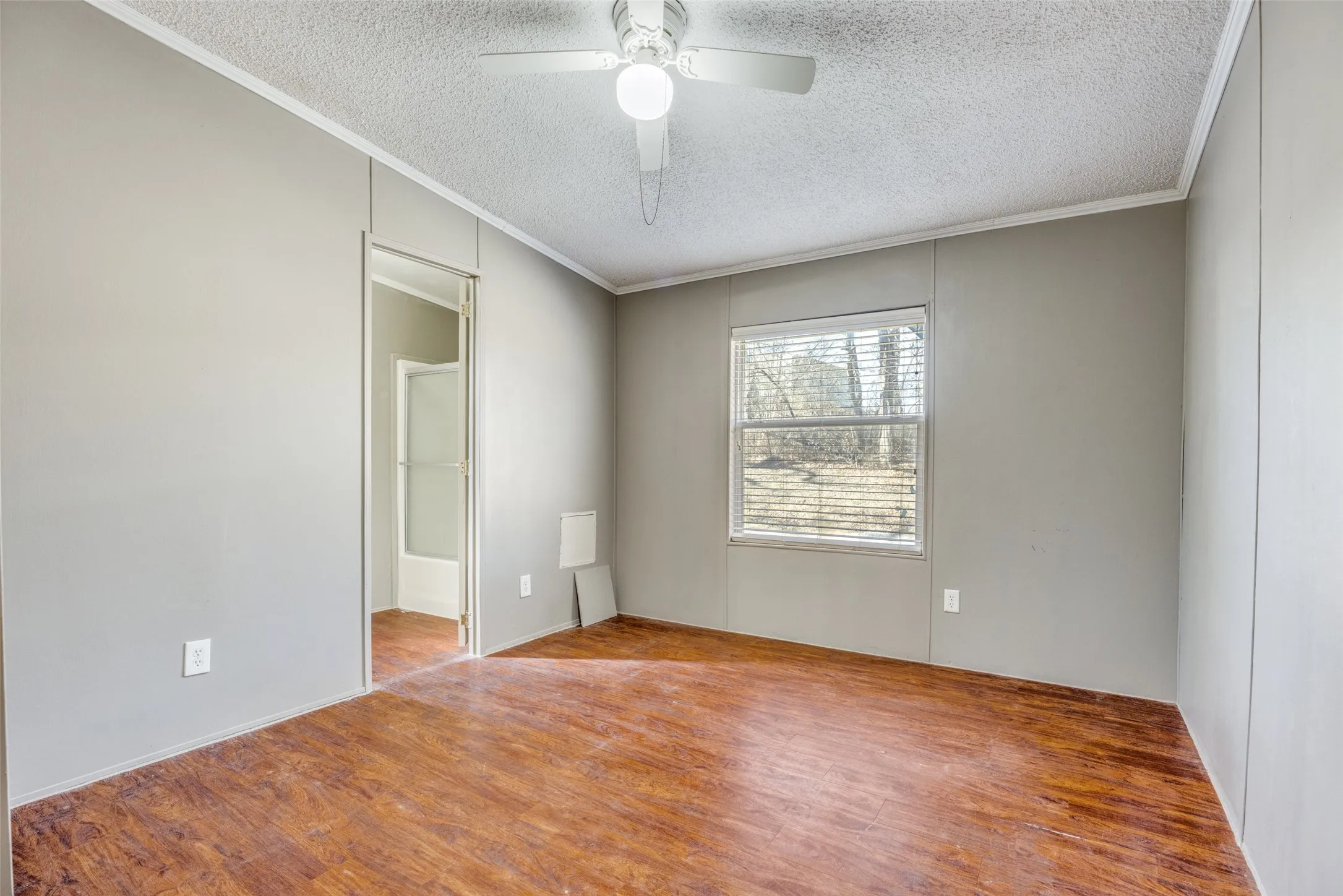 Secondary bedroom with shared bath