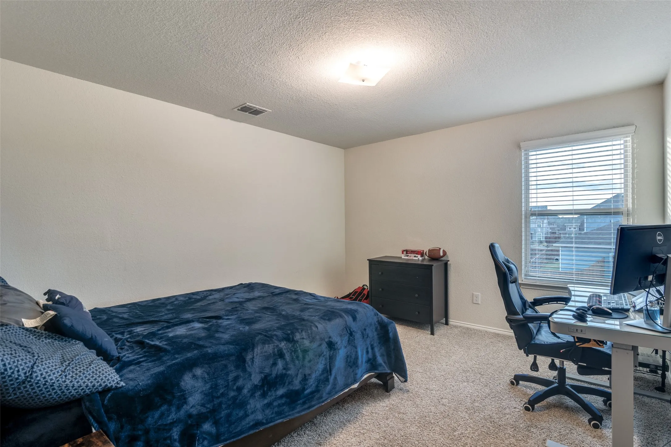 Single Family Residence For Sale in Kaufman County , 1965 Travertine Avenue, Forney, Texas 75126, 4 Bedroom, 3 Bathroom, 2 Garage spaces, 2,576 Sqft, built in 2018, mls#21328853, Real Estate Agent in Forney, Homes For Sale in Kaufman county, Homes For Sale in Forney, Realtor in Forney Texas, Real Estate Brokerage Independent Realty Texas, Luminita Cordes Realtor