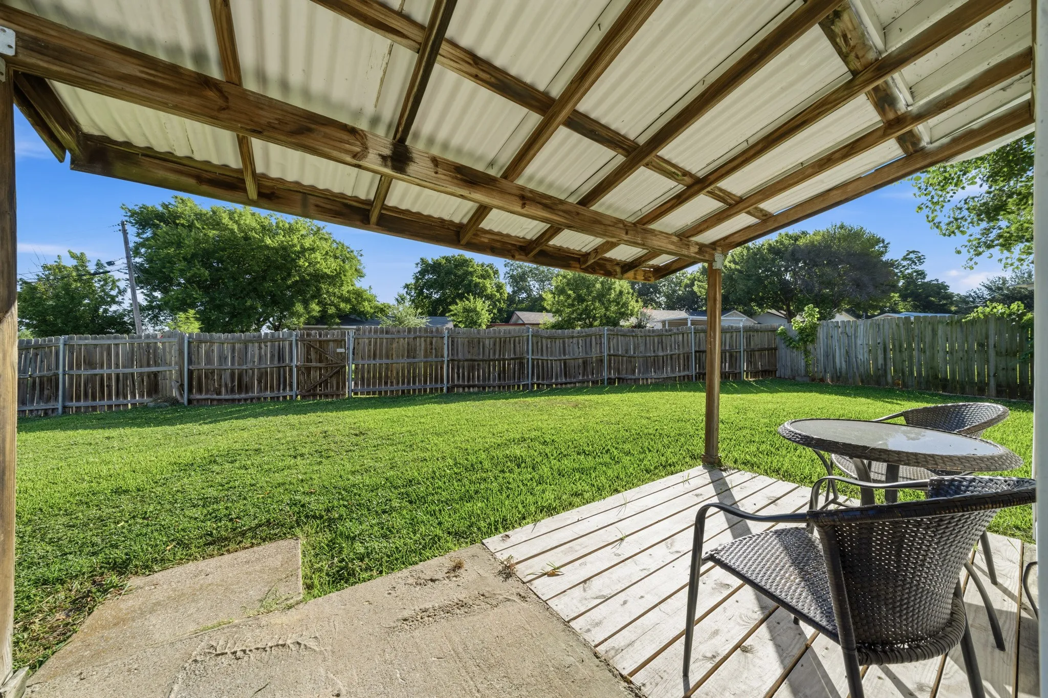 Single Family Residence For Sale in Mc Lennan County , 3804 Belmont Drive, Waco, Texas 76711, 2 Bedroom, 1 Bathroom, Garage spaces, 1,424 Sqft, built in 1954, mls#21327770, Real Estate Agent in Waco, Homes For Sale in Mc Lennan county, Homes For Sale in Waco, Realtor in Waco Texas, Real Estate Brokerage Independent Realty Texas, Luminita Cordes Realtor