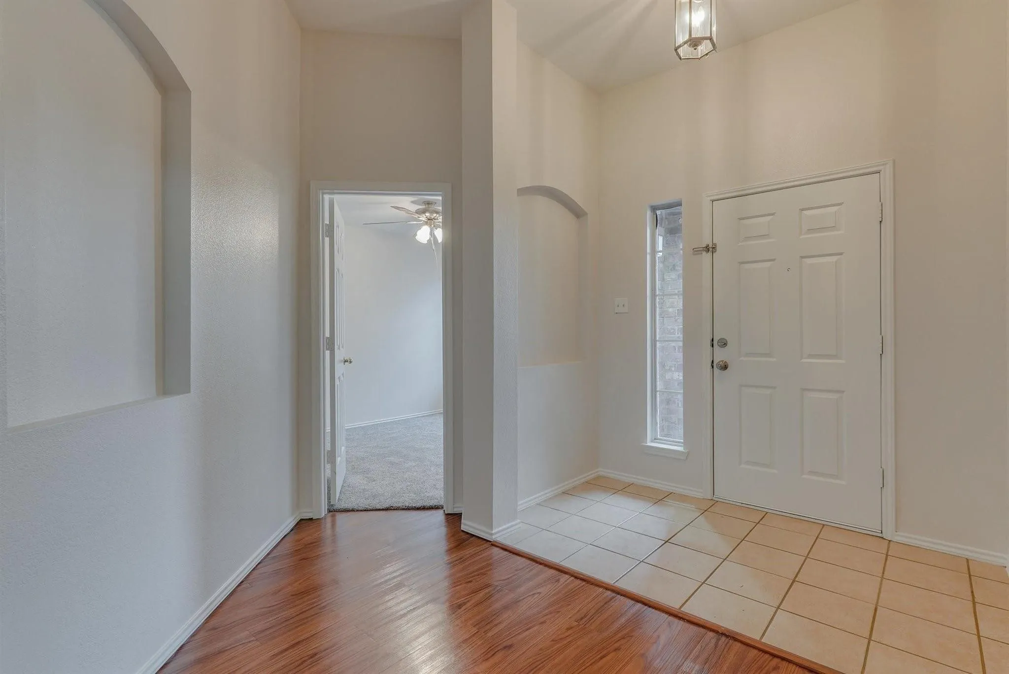 Single Family Residence For Rent in Tarrant County , 10124 Pear Street, Fort Worth, Texas 76244, 4 Bedroom, 2 Bathroom, 2 Garage spaces, 1,890 Sqft, built in 2004, Price $2,575, mls#21328864, Real Estate Agent in Fort Worth, Homes For Rent in Tarrant county, Homes For Rent in Fort Worth, Realtor in Fort Worth Texas, Real Estate Brokerage Independent Realty Texas, Luminita Cordes Realtor