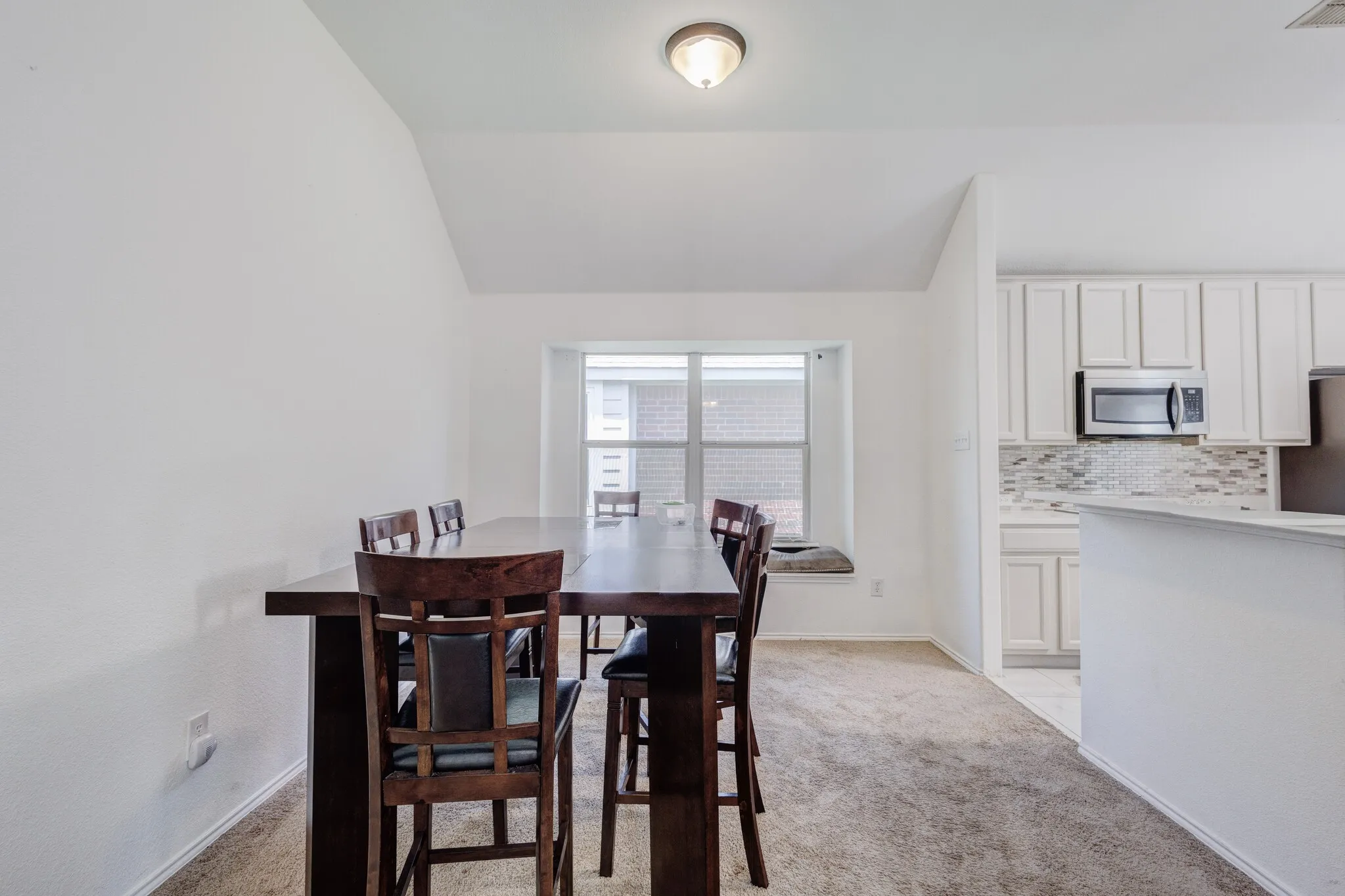 Single Family Residence For Sale in Dallas County , 10718 J A Forster Drive, Rowlett, Texas 75089, 3 Bedroom, 2 Bathroom, 2 Garage spaces, 1,746 Sqft, built in 2002, mls#21322658, Real Estate Agent in Rowlett, Homes For Sale in Dallas county, Homes For Sale in Rowlett, Realtor in Rowlett Texas, Real Estate Brokerage Independent Realty Texas, Luminita Cordes Realtor