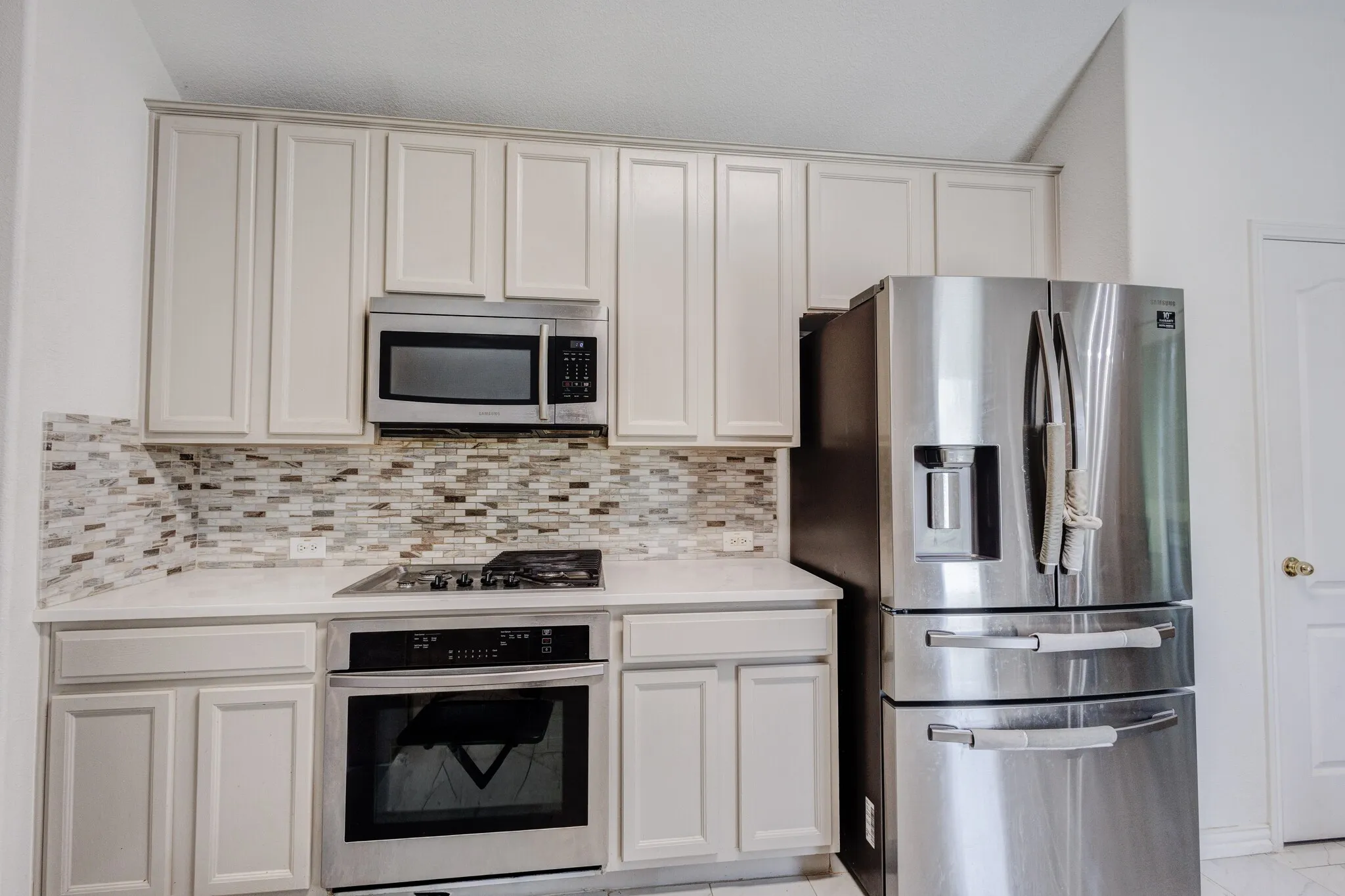 Single Family Residence For Sale in Dallas County , 10718 J A Forster Drive, Rowlett, Texas 75089, 3 Bedroom, 2 Bathroom, 2 Garage spaces, 1,746 Sqft, built in 2002, mls#21322658, Real Estate Agent in Rowlett, Homes For Sale in Dallas county, Homes For Sale in Rowlett, Realtor in Rowlett Texas, Real Estate Brokerage Independent Realty Texas, Luminita Cordes Realtor