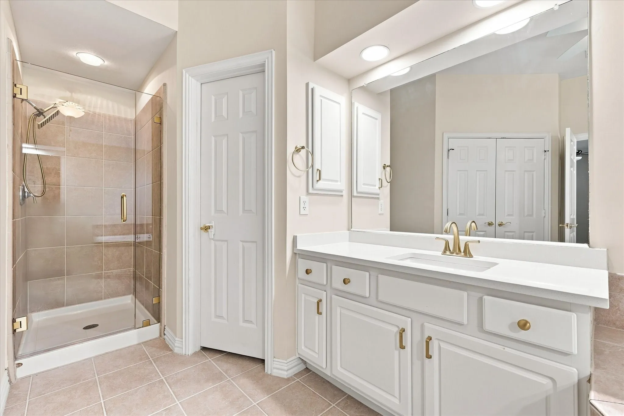 Single Family Residence For Sale in Dallas County , 951 Mallard Drive, Coppell, Texas 75019, 4 Bedroom, 3 Bathroom, 3 Garage spaces, 3,128 Sqft, built in 1997, mls#21327691, Real Estate Agent in Coppell, Homes For Sale in Dallas county, Homes For Sale in Coppell, Realtor in Coppell Texas, Real Estate Brokerage Independent Realty Texas, Luminita Cordes Realtor
