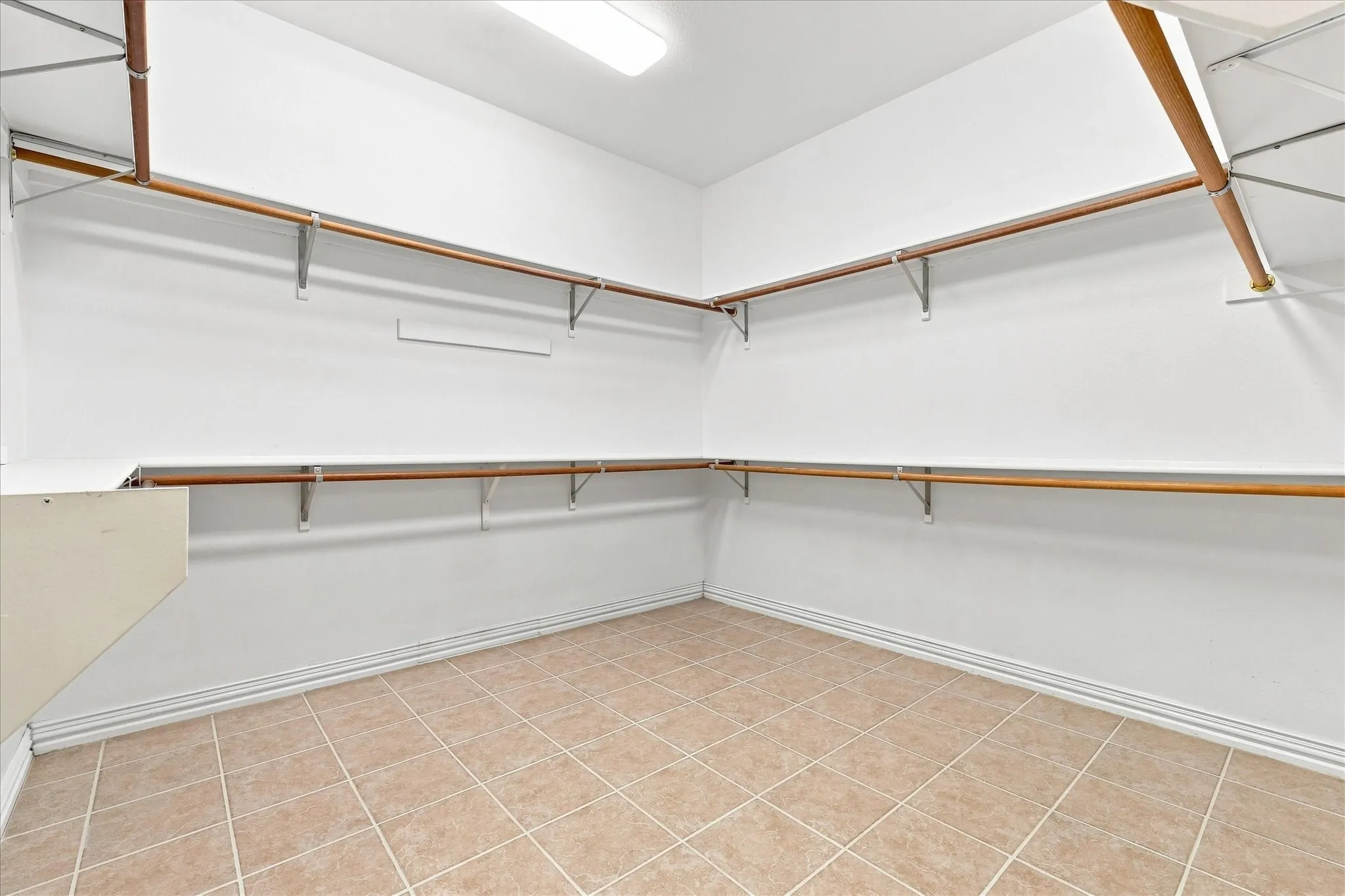 Single Family Residence For Sale in Dallas County , 951 Mallard Drive, Coppell, Texas 75019, 4 Bedroom, 3 Bathroom, 3 Garage spaces, 3,128 Sqft, built in 1997, mls#21327691, Real Estate Agent in Coppell, Homes For Sale in Dallas county, Homes For Sale in Coppell, Realtor in Coppell Texas, Real Estate Brokerage Independent Realty Texas, Luminita Cordes Realtor