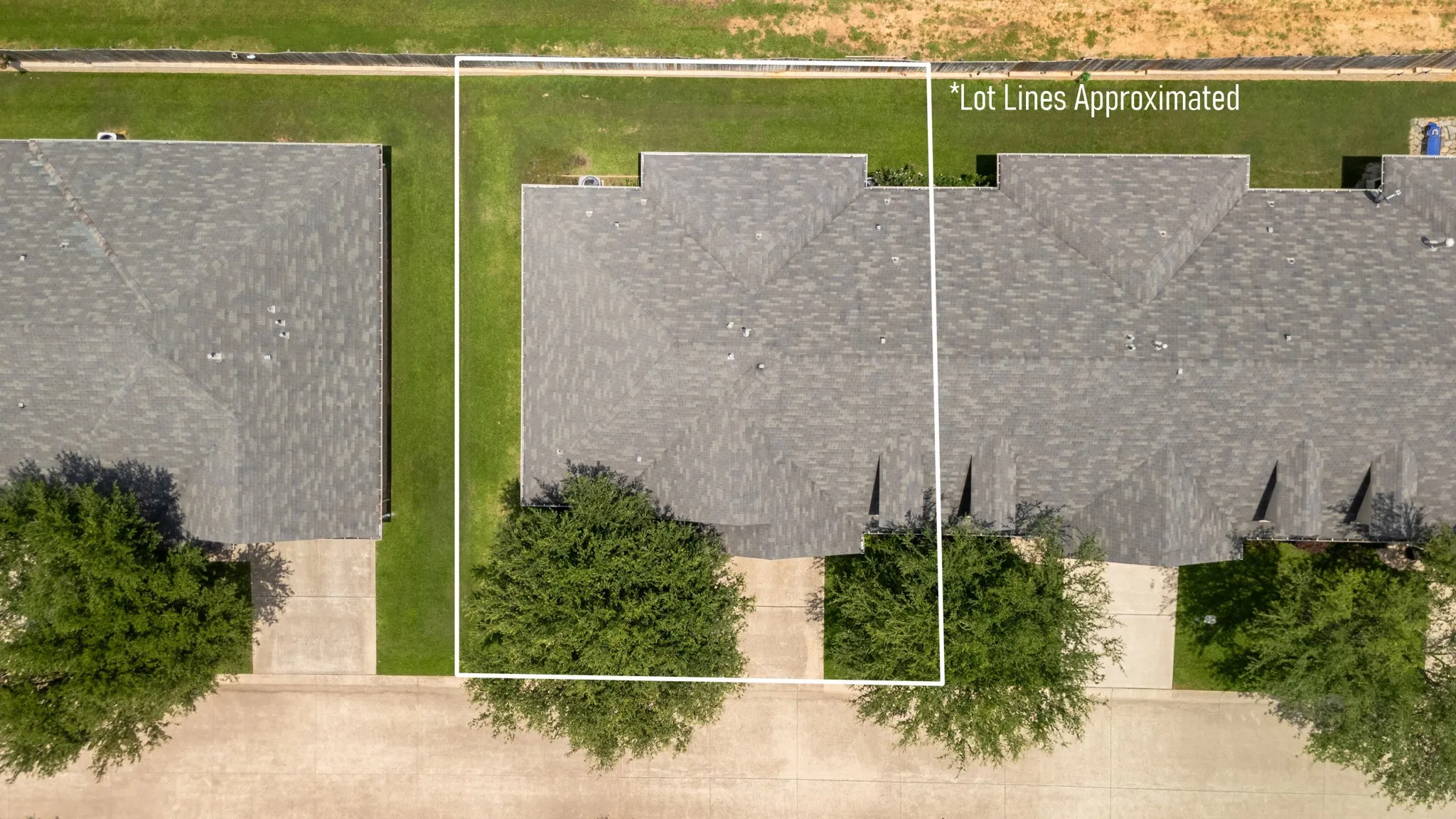 Condominium For Sale in Smith County , 421 W Cumberland Road 601, Tyler, Texas 75703, 2 Bedroom, 2 Bathroom, 2 Garage spaces, 1,379 Sqft, built in 2009, mls#21328879, Real Estate Agent in Tyler, Homes For Sale in Smith county, Homes For Sale in Tyler, Realtor in Tyler Texas, Real Estate Brokerage Independent Realty Texas, Luminita Cordes Realtor
