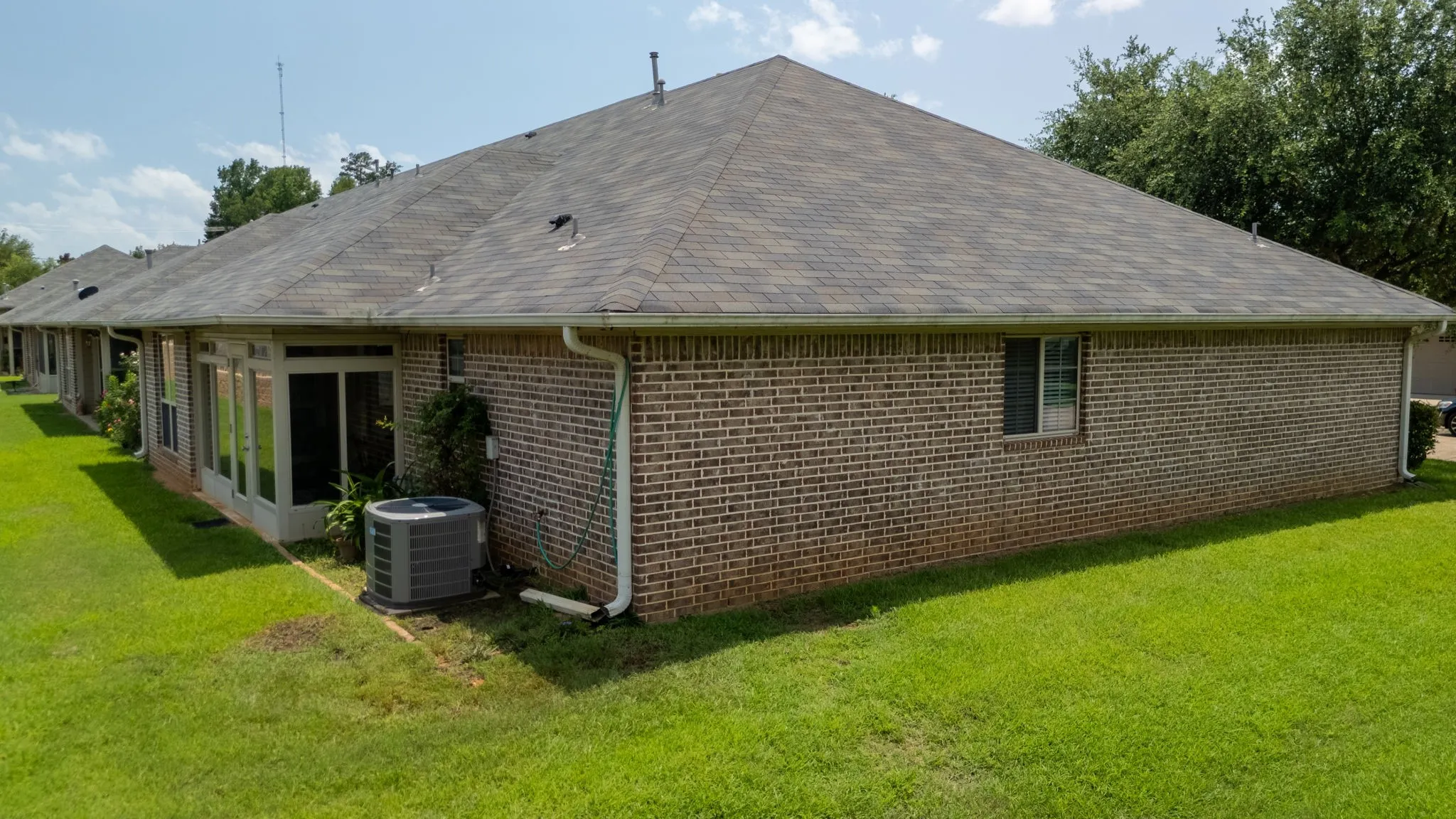 Condominium For Sale in Smith County , 421 W Cumberland Road 601, Tyler, Texas 75703, 2 Bedroom, 2 Bathroom, 2 Garage spaces, 1,379 Sqft, built in 2009, mls#21328879, Real Estate Agent in Tyler, Homes For Sale in Smith county, Homes For Sale in Tyler, Realtor in Tyler Texas, Real Estate Brokerage Independent Realty Texas, Luminita Cordes Realtor