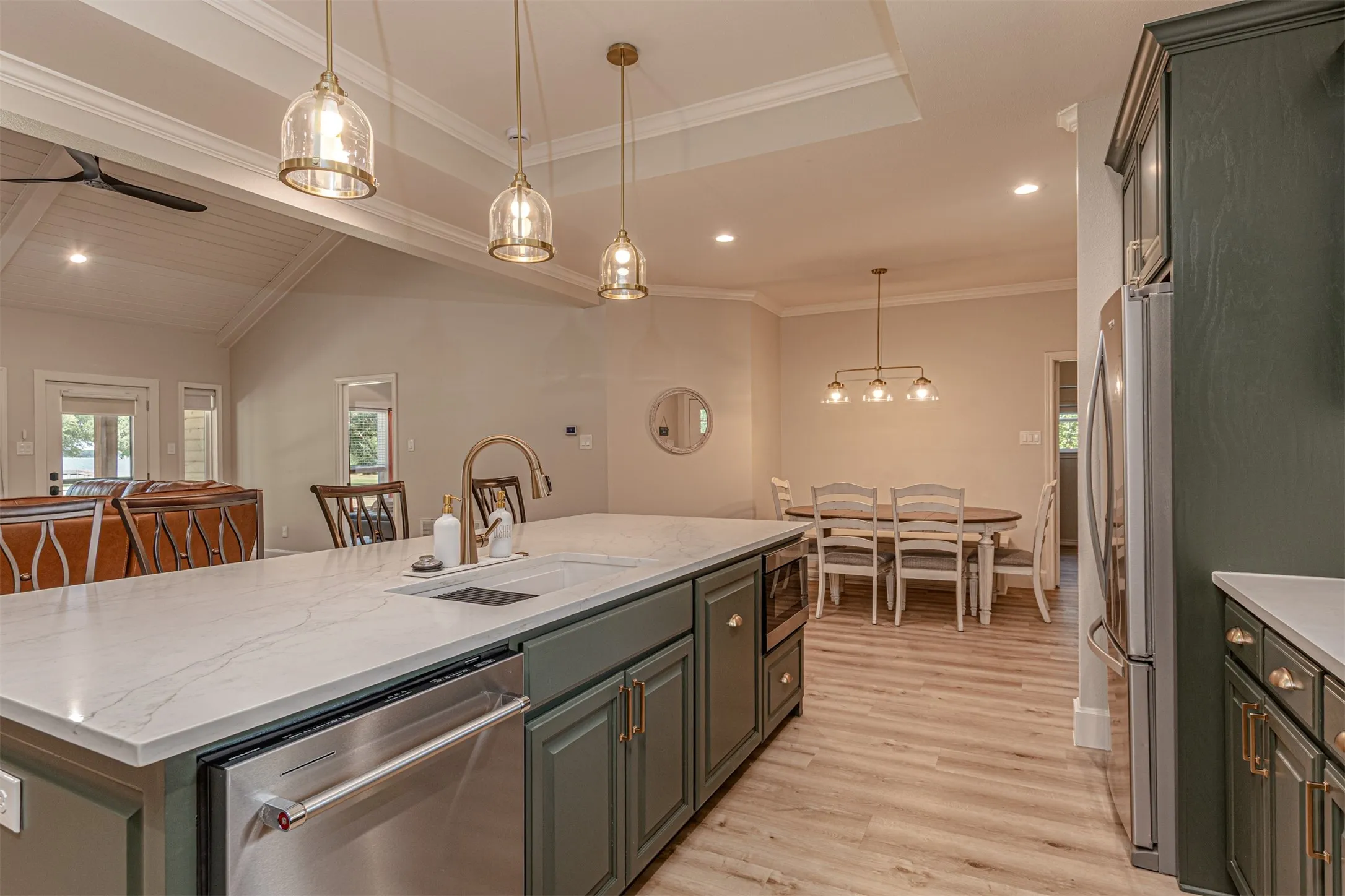 Single Family Residence For Sale in Rains County , 132 Seminole Trail, East Tawakoni, Texas 75472, 4 Bedroom, 3 Bathroom, 2 Garage spaces, 2,212 Sqft, built in 2004, mls#21328479, Real Estate Agent in East Tawakoni, Homes For Sale in Rains county, Homes For Sale in East Tawakoni, Realtor in East Tawakoni Texas, Real Estate Brokerage Independent Realty Texas, Luminita Cordes Realtor