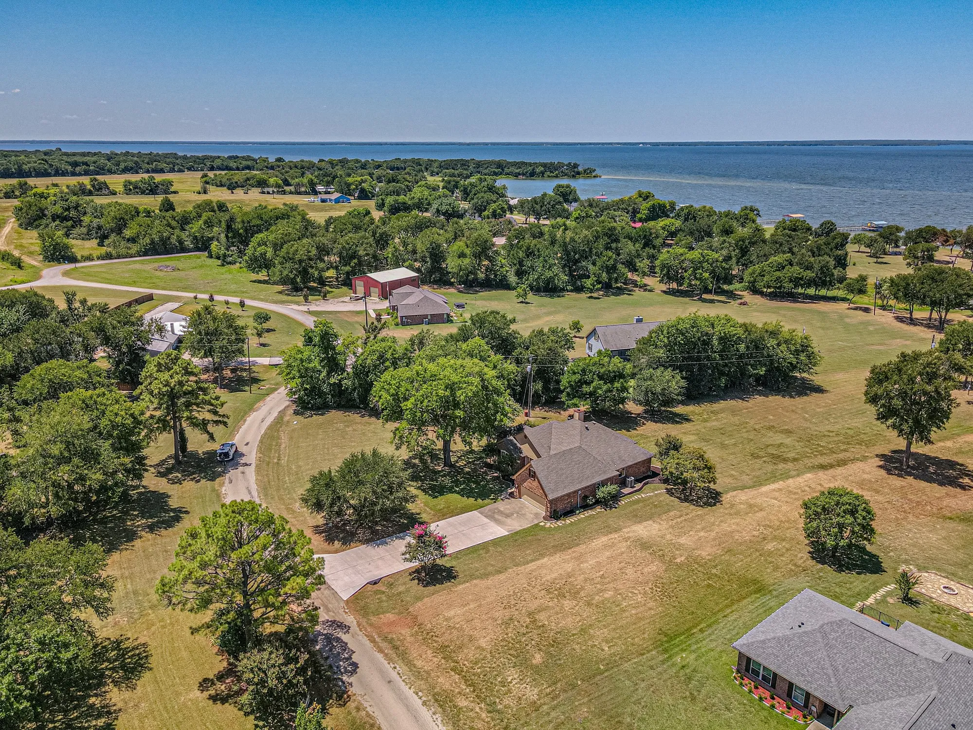 Single Family Residence For Sale in Rains County , 132 Seminole Trail, East Tawakoni, Texas 75472, 4 Bedroom, 3 Bathroom, 2 Garage spaces, 2,212 Sqft, built in 2004, mls#21328479, Real Estate Agent in East Tawakoni, Homes For Sale in Rains county, Homes For Sale in East Tawakoni, Realtor in East Tawakoni Texas, Real Estate Brokerage Independent Realty Texas, Luminita Cordes Realtor