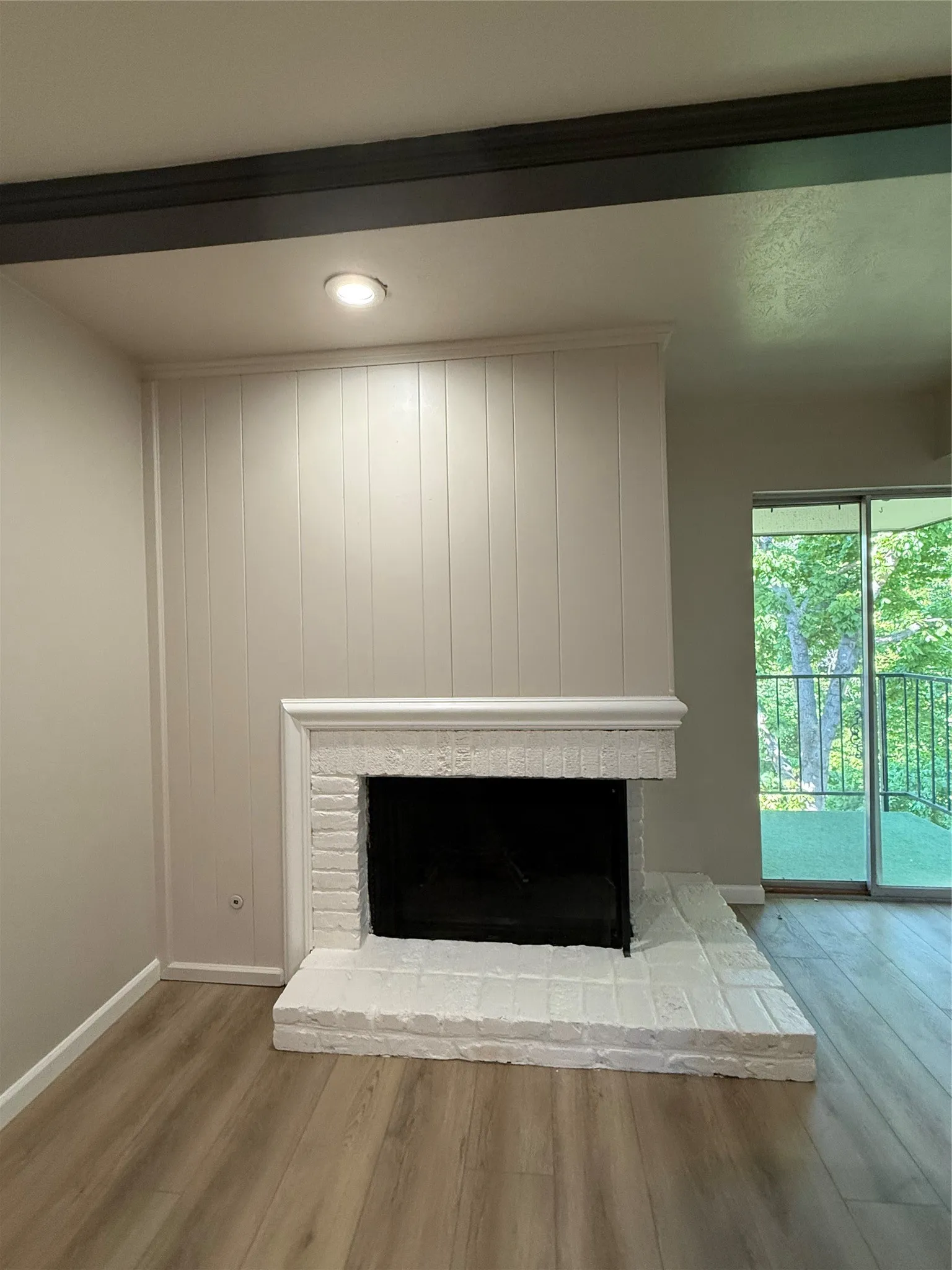 Condominium For Sale in Dallas County , 902 S Weatherred Drive 902F, Richardson, Texas 75080, 2 Bedroom, 1 Bathroom, Garage spaces, 844 Sqft, built in 1967, mls#21328657, Real Estate Agent in Richardson, Homes For Sale in Dallas county, Homes For Sale in Richardson, Realtor in Richardson Texas, Real Estate Brokerage Independent Realty Texas, Luminita Cordes Realtor