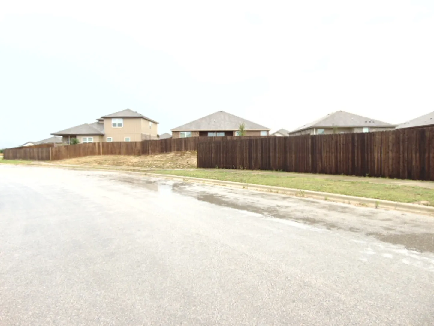 Single Family Residence For Sale in Bell County , 6702 Muggle Avenue, Killeen, Texas 76549, 4 Bedroom, 3 Bathroom, 2 Garage spaces, 2,158 Sqft, built in 2023, mls#21328914, Real Estate Agent in Killeen, Homes For Sale in Bell county, Homes For Sale in Killeen, Realtor in Killeen Texas, Real Estate Brokerage Independent Realty Texas, Luminita Cordes Realtor