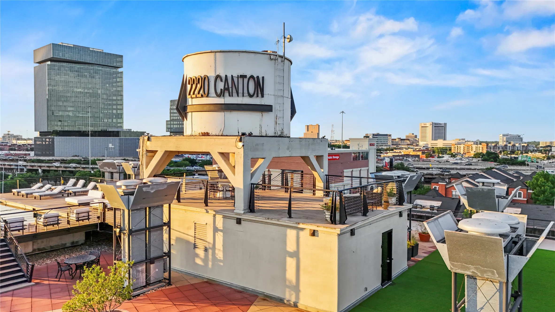 Condominium For Sale in Dallas County , 2220 Canton Street 507, Dallas, Texas 75201, 2 Bedroom, 2 Bathroom, 1 Garage spaces, 2,296 Sqft, built in 1925, mls#21328920, Real Estate Agent in Dallas, Homes For Sale in Dallas county, Homes For Sale in Dallas, Realtor in Dallas Texas, Real Estate Brokerage Independent Realty Texas, Luminita Cordes Realtor