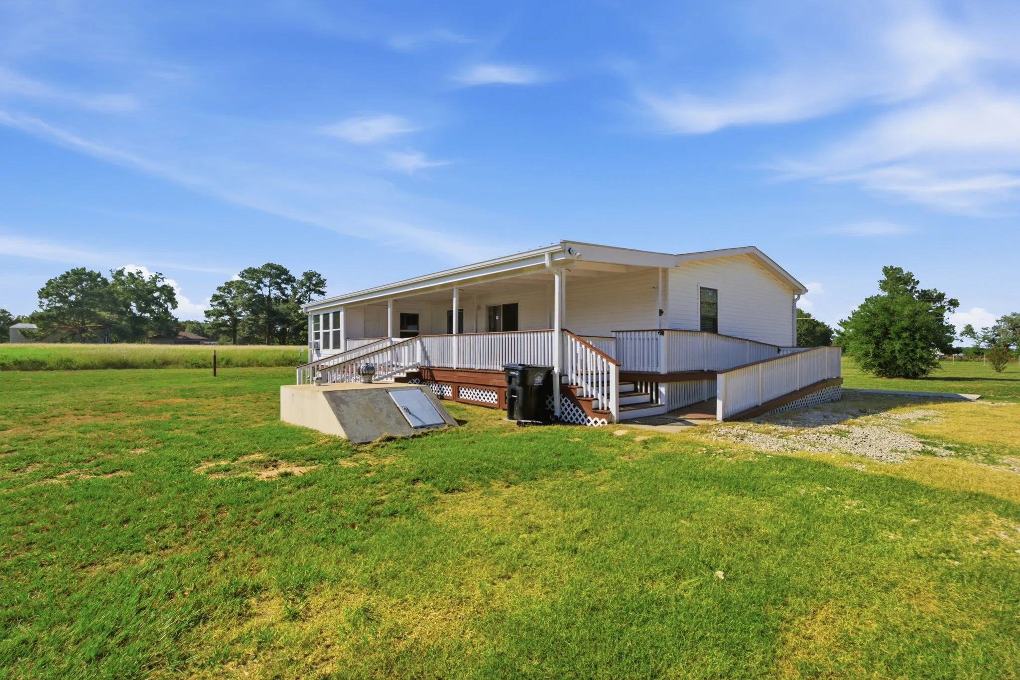 Mobile Home For Sale in Van Zandt County , 719 Vz County Road 4418, Canton, Texas 75103, 3 Bedroom, 2 Bathroom, 3 Garage spaces, 1,456 Sqft, built in 2019, mls#21326860, Real Estate Agent in Canton, Homes For Sale in Van Zandt county, Homes For Sale in Canton, Realtor in Canton Texas, Real Estate Brokerage Independent Realty Texas, Luminita Cordes Realtor