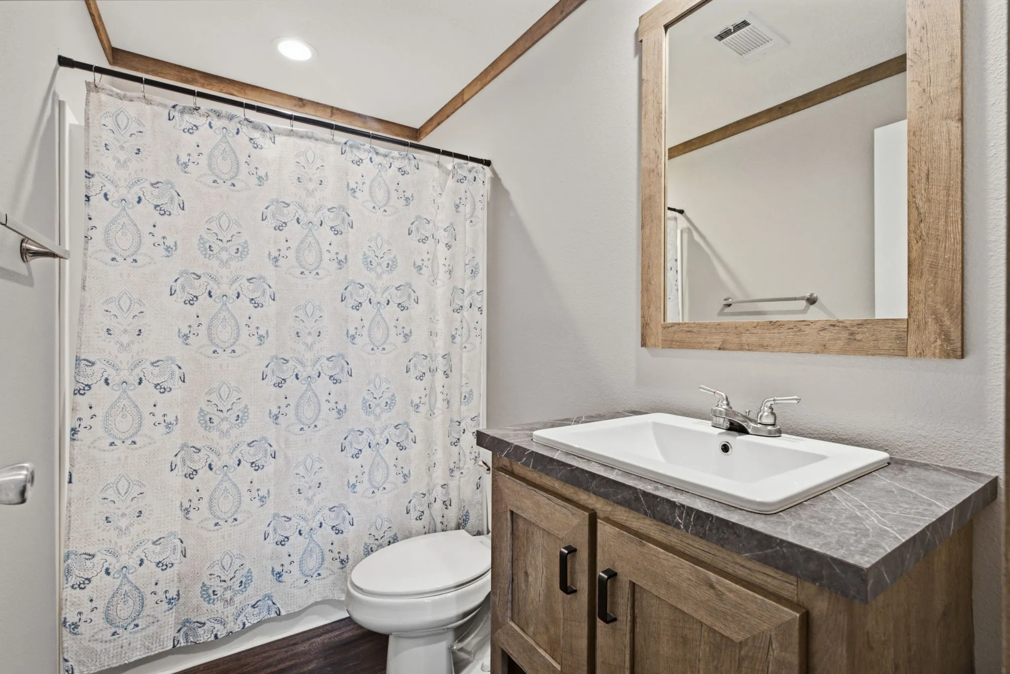 Mobile Home For Sale in Van Zandt County , 719 Vz County Road 4418, Canton, Texas 75103, 3 Bedroom, 2 Bathroom, 3 Garage spaces, 1,456 Sqft, built in 2019, mls#21326860, Real Estate Agent in Canton, Homes For Sale in Van Zandt county, Homes For Sale in Canton, Realtor in Canton Texas, Real Estate Brokerage Independent Realty Texas, Luminita Cordes Realtor