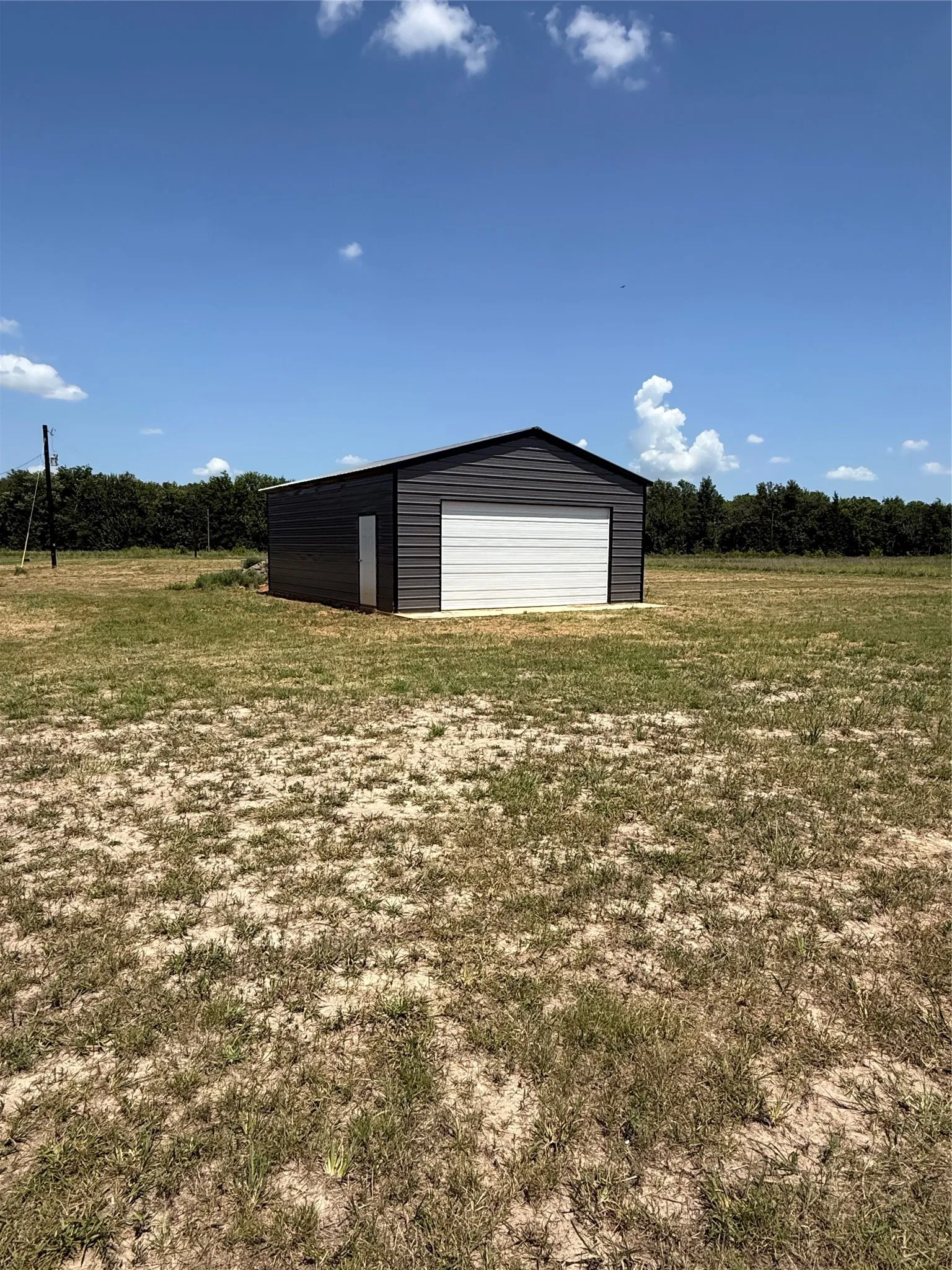 Mobile Home For Sale in Lamar County , 15311 FM 1497, Paris, Texas 75462, 3 Bedroom, 3 Bathroom, 2 Garage spaces, 1,792 Sqft, built in 2024, mls#21328932, Real Estate Agent in Paris, Homes For Sale in Lamar county, Homes For Sale in Paris, Realtor in Paris Texas, Real Estate Brokerage Independent Realty Texas, Luminita Cordes Realtor