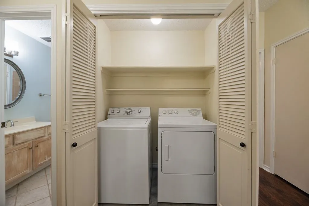 Condominium For Rent in Dallas County , 8600 Coppertowne Lane 1901, Dallas, Texas 75243, 2 Bedroom, 2 Bathroom, Garage spaces, 968 Sqft, built in 1984, mls#21328929, Real Estate Agent in Dallas, Homes For Rent in Dallas county, Homes For Rent in Dallas, Realtor in Dallas Texas, Real Estate Brokerage Independent Realty Texas, Luminita Cordes Realtor