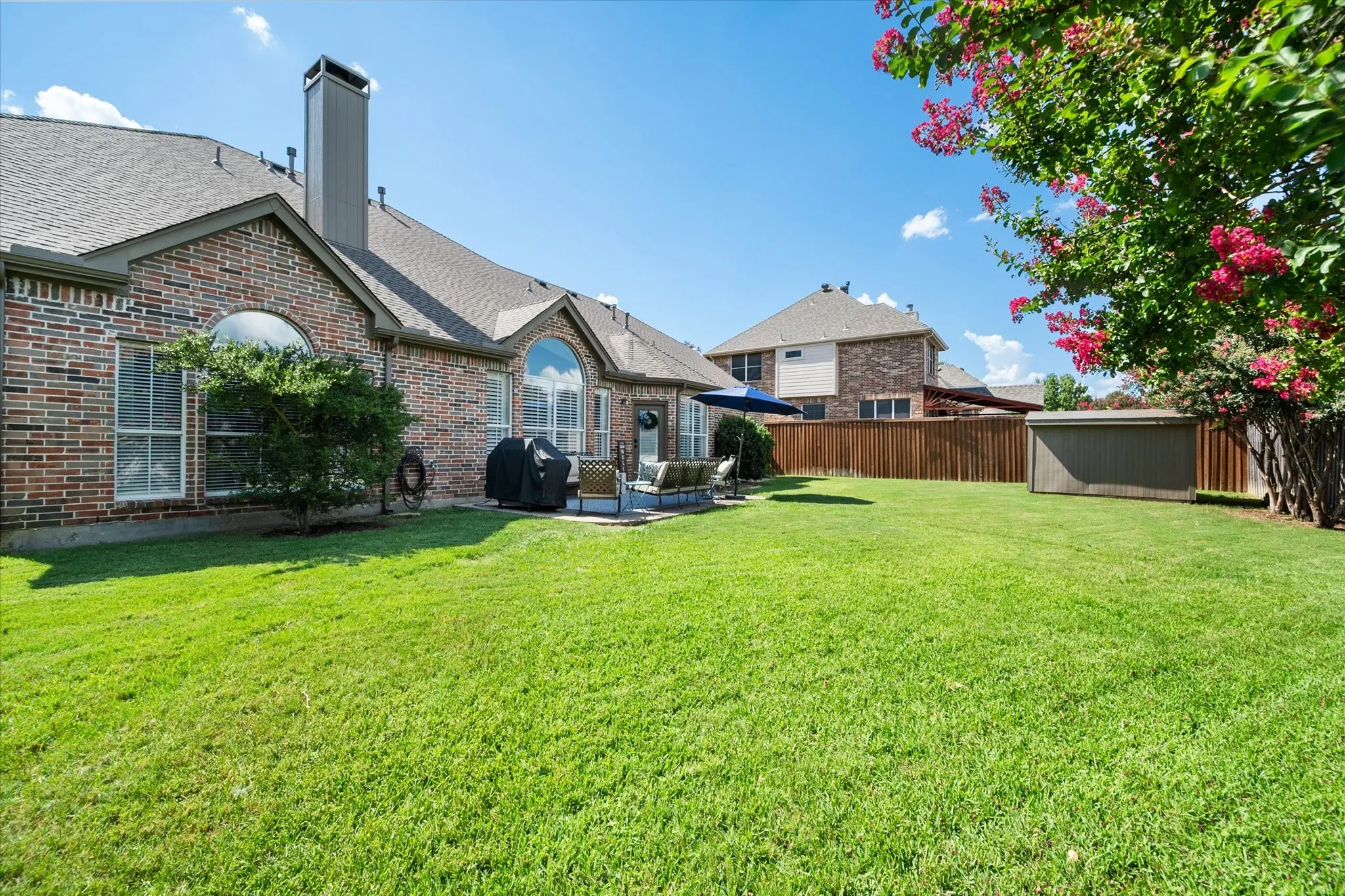 Single Family Residence For Sale in Tarrant County , 1502 Mallard Circle, Mansfield, Texas 76063, 4 Bedroom, 4 Bathroom, 3 Garage spaces, 3,270 Sqft, built in 2002, mls#21328500, Real Estate Agent in Mansfield, Homes For Sale in Tarrant county, Homes For Sale in Mansfield, Realtor in Mansfield Texas, Real Estate Brokerage Independent Realty Texas, Luminita Cordes Realtor