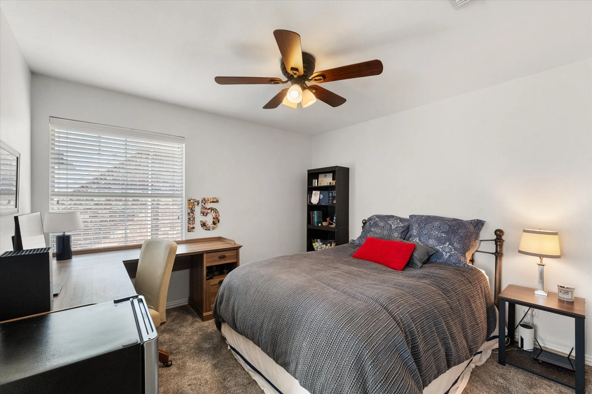 Single Family Residence For Sale in Tarrant County , 1502 Mallard Circle, Mansfield, Texas 76063, 4 Bedroom, 4 Bathroom, 3 Garage spaces, 3,270 Sqft, built in 2002, mls#21328500, Real Estate Agent in Mansfield, Homes For Sale in Tarrant county, Homes For Sale in Mansfield, Realtor in Mansfield Texas, Real Estate Brokerage Independent Realty Texas, Luminita Cordes Realtor