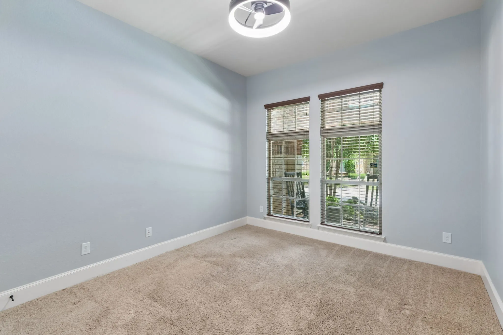 Single Family Residence For Sale in Tarrant County , 717 Orleans Drive, Southlake, Texas 76092, 5 Bedroom, 4 Bathroom, 3 Garage spaces, 4,300 Sqft, built in 2014, Price $1,649,000, mls#21328949, Real Estate Agent in Southlake, Homes For Sale in Tarrant county, Homes For Sale in Southlake, Realtor in Southlake Texas, Real Estate Brokerage Independent Realty Texas, Luminita Cordes Realtor