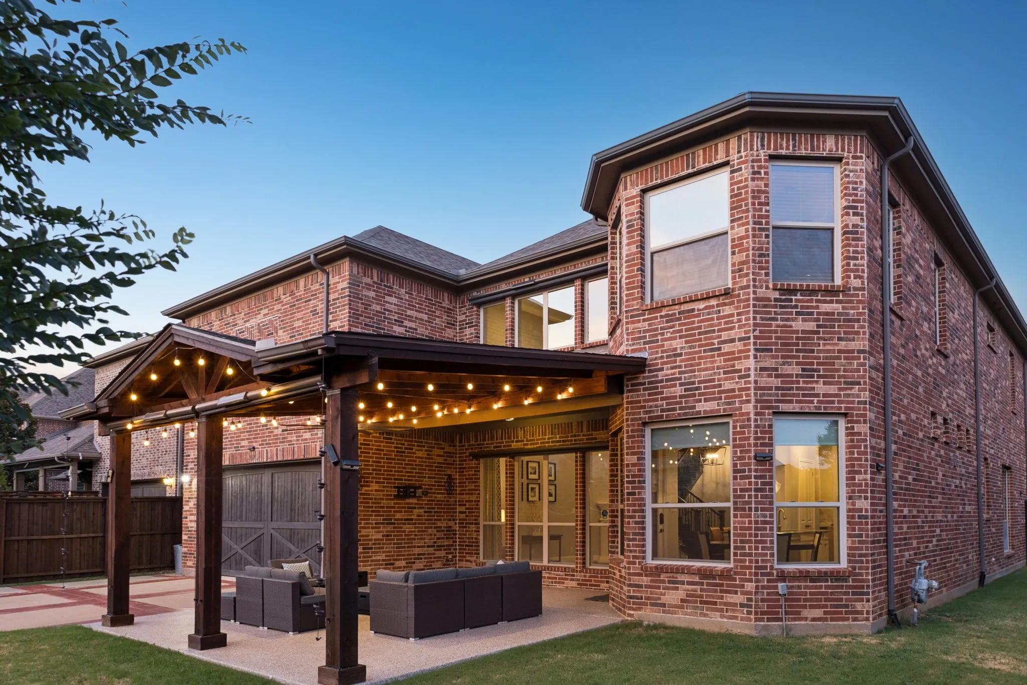 Single Family Residence For Sale in Tarrant County , 717 Orleans Drive, Southlake, Texas 76092, 5 Bedroom, 4 Bathroom, 3 Garage spaces, 4,300 Sqft, built in 2014, Price $1,649,000, mls#21328949, Real Estate Agent in Southlake, Homes For Sale in Tarrant county, Homes For Sale in Southlake, Realtor in Southlake Texas, Real Estate Brokerage Independent Realty Texas, Luminita Cordes Realtor