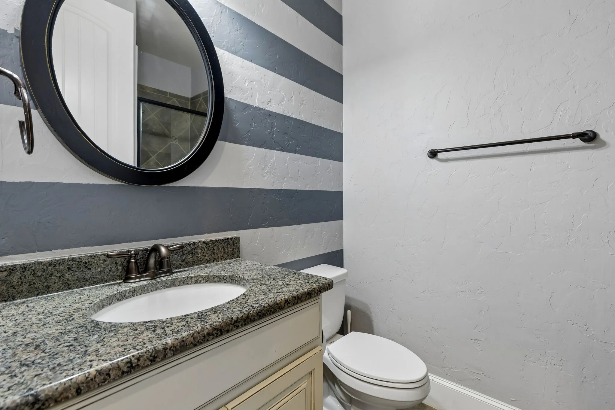 Single Family Residence For Sale in Tarrant County , 717 Orleans Drive, Southlake, Texas 76092, 5 Bedroom, 4 Bathroom, 3 Garage spaces, 4,300 Sqft, built in 2014, Price $1,649,000, mls#21328949, Real Estate Agent in Southlake, Homes For Sale in Tarrant county, Homes For Sale in Southlake, Realtor in Southlake Texas, Real Estate Brokerage Independent Realty Texas, Luminita Cordes Realtor