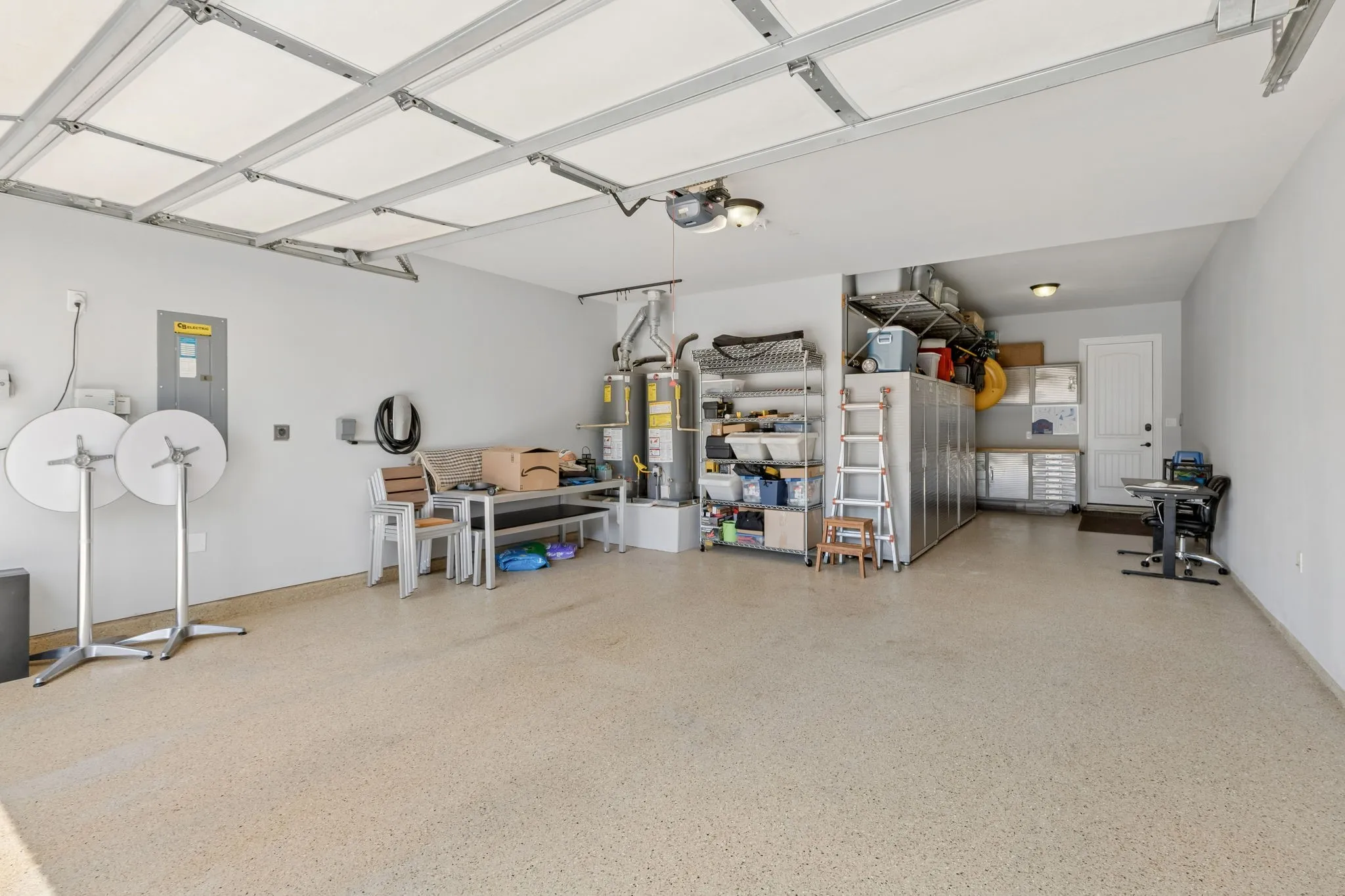 Single Family Residence For Sale in Tarrant County , 717 Orleans Drive, Southlake, Texas 76092, 5 Bedroom, 4 Bathroom, 3 Garage spaces, 4,300 Sqft, built in 2014, Price $1,649,000, mls#21328949, Real Estate Agent in Southlake, Homes For Sale in Tarrant county, Homes For Sale in Southlake, Realtor in Southlake Texas, Real Estate Brokerage Independent Realty Texas, Luminita Cordes Realtor