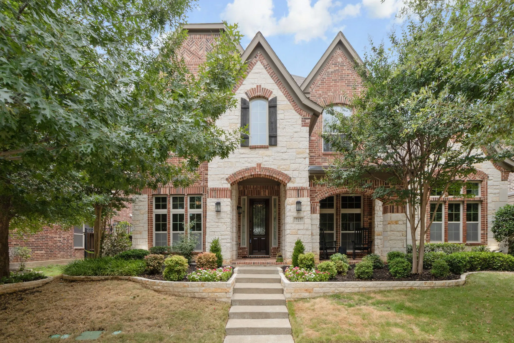 Single Family Residence For Sale in Tarrant County , 717 Orleans Drive, Southlake, Texas 76092, 5 Bedroom, 4 Bathroom, 3 Garage spaces, 4,300 Sqft, built in 2014, Price $1,649,000, mls#21328949, Real Estate Agent in Southlake, Homes For Sale in Tarrant county, Homes For Sale in Southlake, Realtor in Southlake Texas, Real Estate Brokerage Independent Realty Texas, Luminita Cordes Realtor