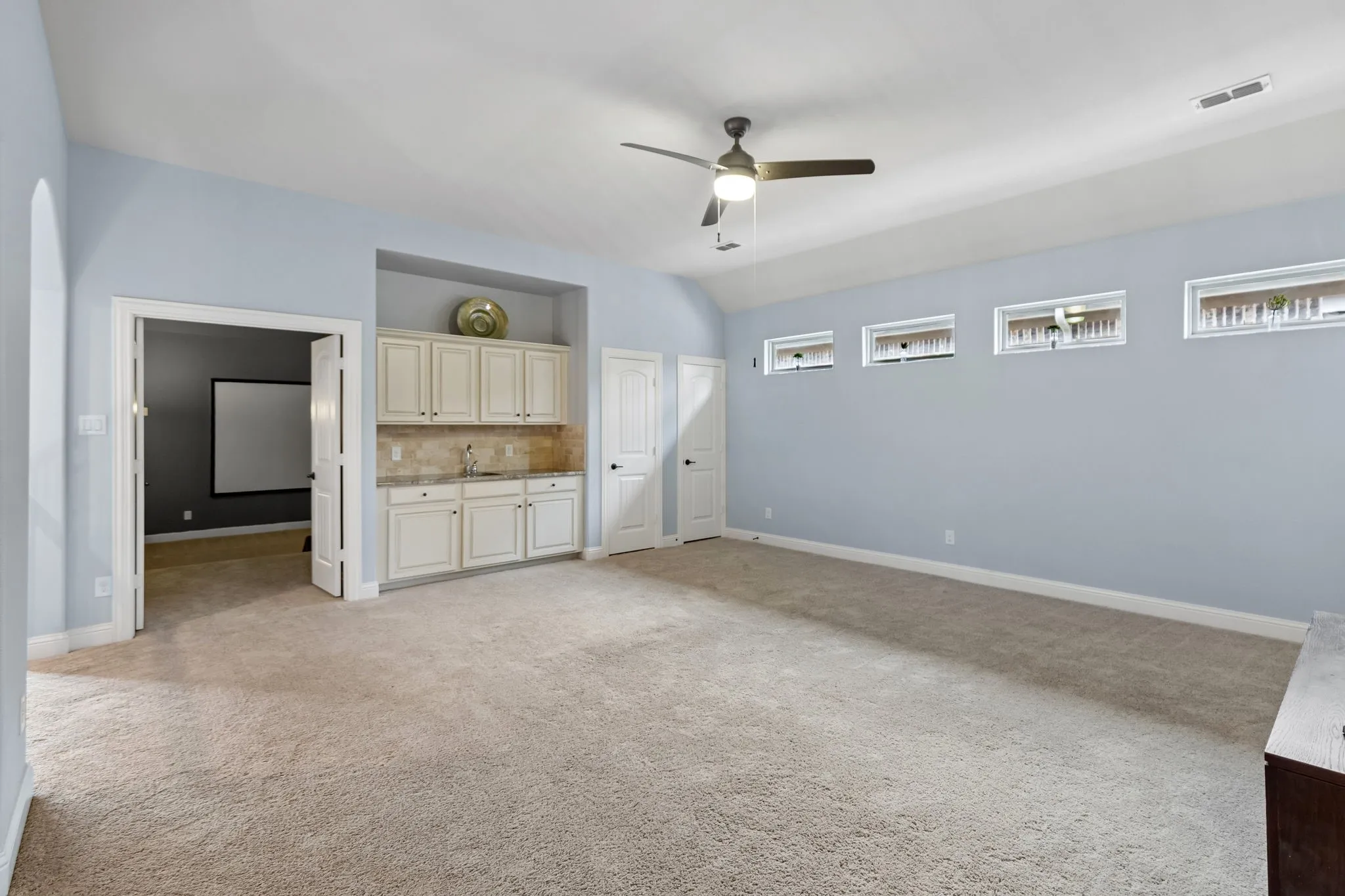 Single Family Residence For Sale in Tarrant County , 717 Orleans Drive, Southlake, Texas 76092, 5 Bedroom, 4 Bathroom, 3 Garage spaces, 4,300 Sqft, built in 2014, Price $1,649,000, mls#21328949, Real Estate Agent in Southlake, Homes For Sale in Tarrant county, Homes For Sale in Southlake, Realtor in Southlake Texas, Real Estate Brokerage Independent Realty Texas, Luminita Cordes Realtor