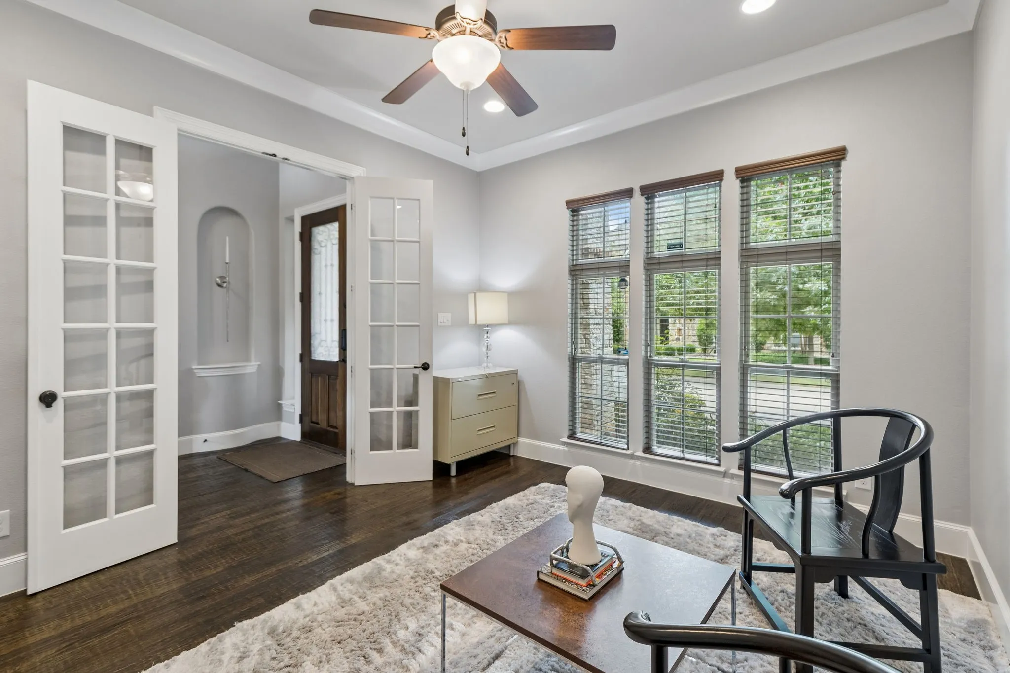 Single Family Residence For Sale in Tarrant County , 717 Orleans Drive, Southlake, Texas 76092, 5 Bedroom, 4 Bathroom, 3 Garage spaces, 4,300 Sqft, built in 2014, Price $1,649,000, mls#21328949, Real Estate Agent in Southlake, Homes For Sale in Tarrant county, Homes For Sale in Southlake, Realtor in Southlake Texas, Real Estate Brokerage Independent Realty Texas, Luminita Cordes Realtor