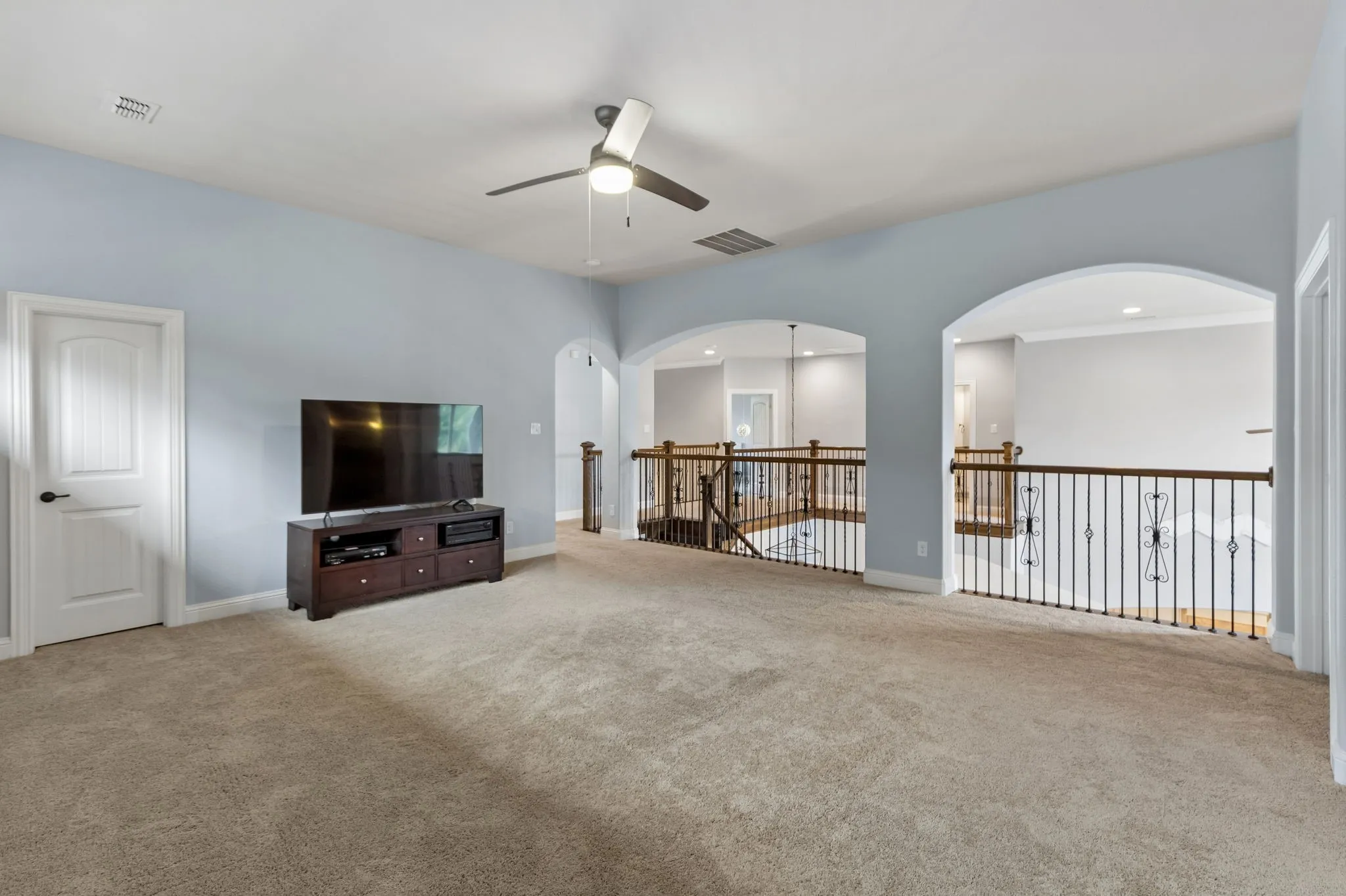 Single Family Residence For Sale in Tarrant County , 717 Orleans Drive, Southlake, Texas 76092, 5 Bedroom, 4 Bathroom, 3 Garage spaces, 4,300 Sqft, built in 2014, Price $1,649,000, mls#21328949, Real Estate Agent in Southlake, Homes For Sale in Tarrant county, Homes For Sale in Southlake, Realtor in Southlake Texas, Real Estate Brokerage Independent Realty Texas, Luminita Cordes Realtor